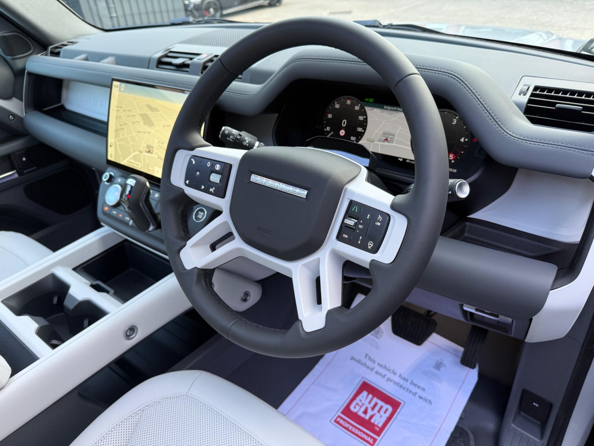 Land Rover Defender view 9