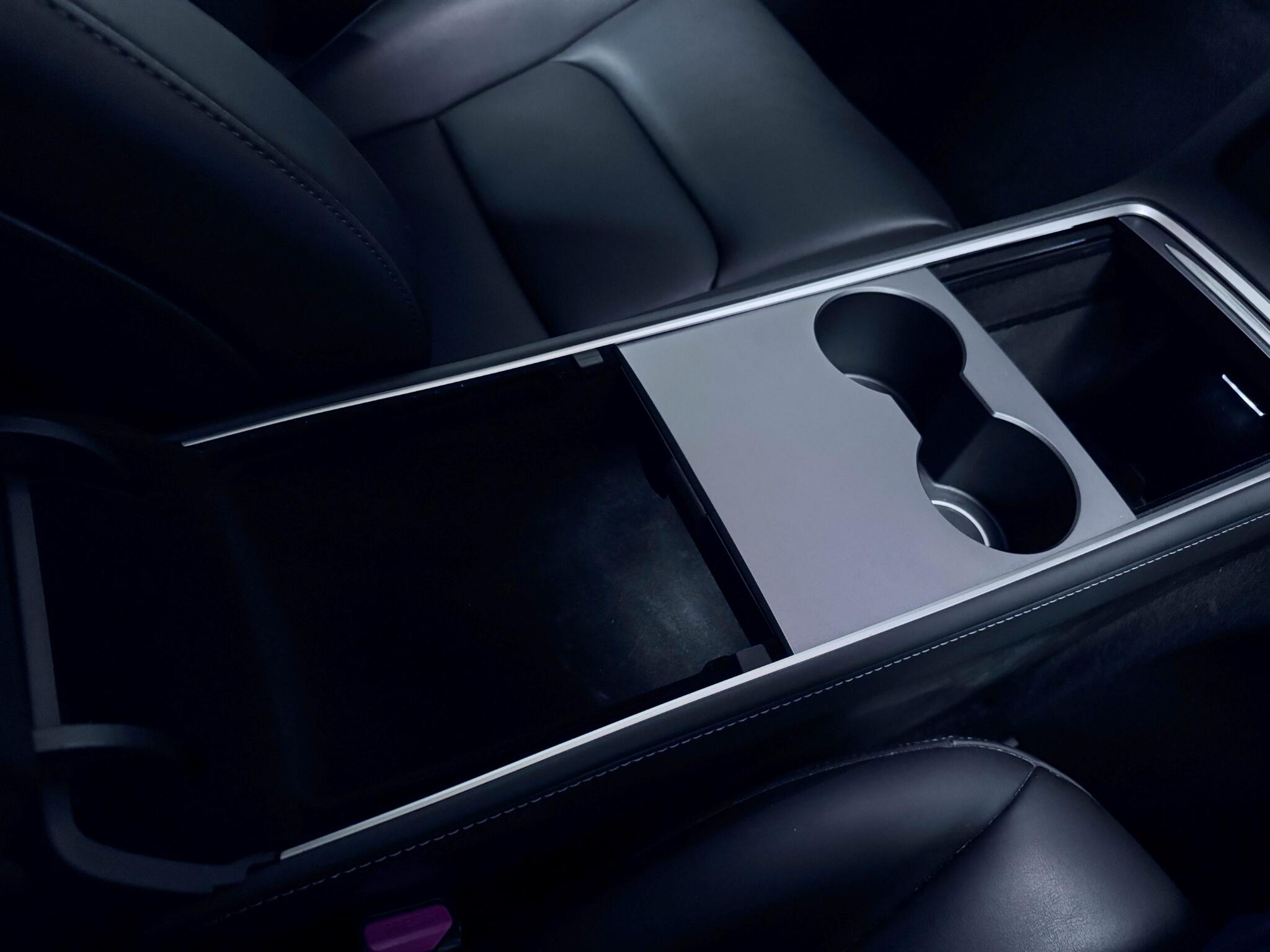 Tesla Model Y view 37
