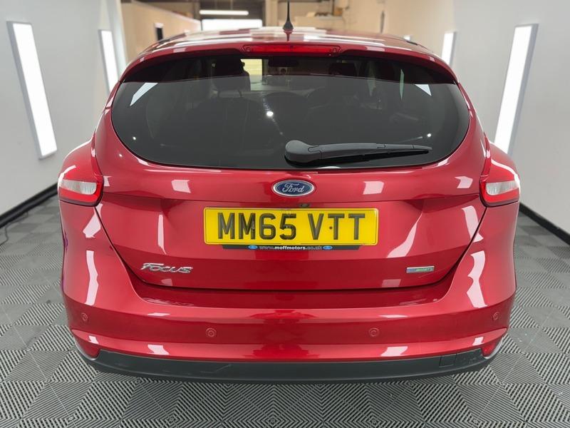 2015 Ford Focus 1.0T EcoBoost Titanium Euro 6 (s/s) 5dr • 93,500 miles image 5