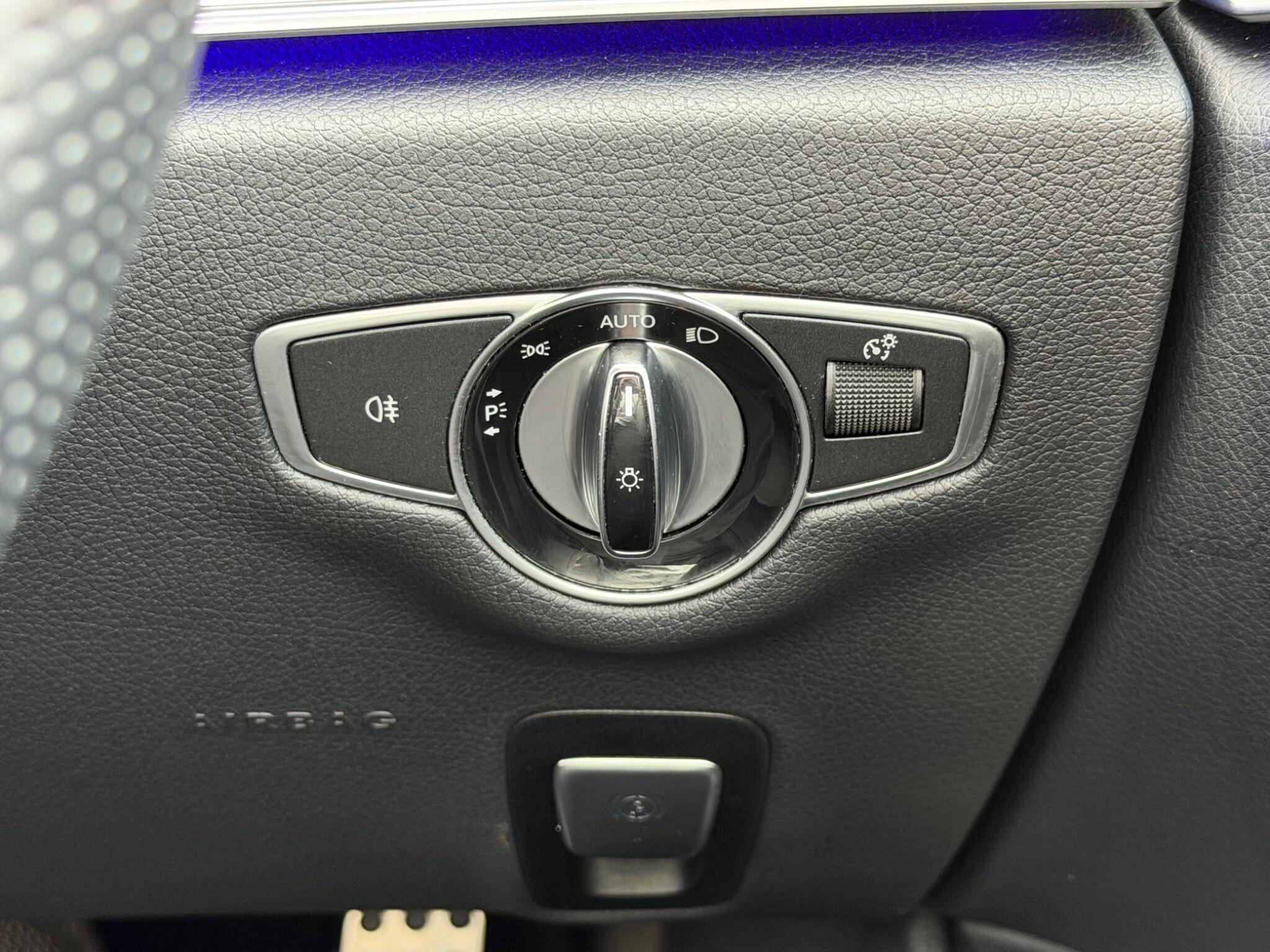 Mercedes-Benz E-Class view 48