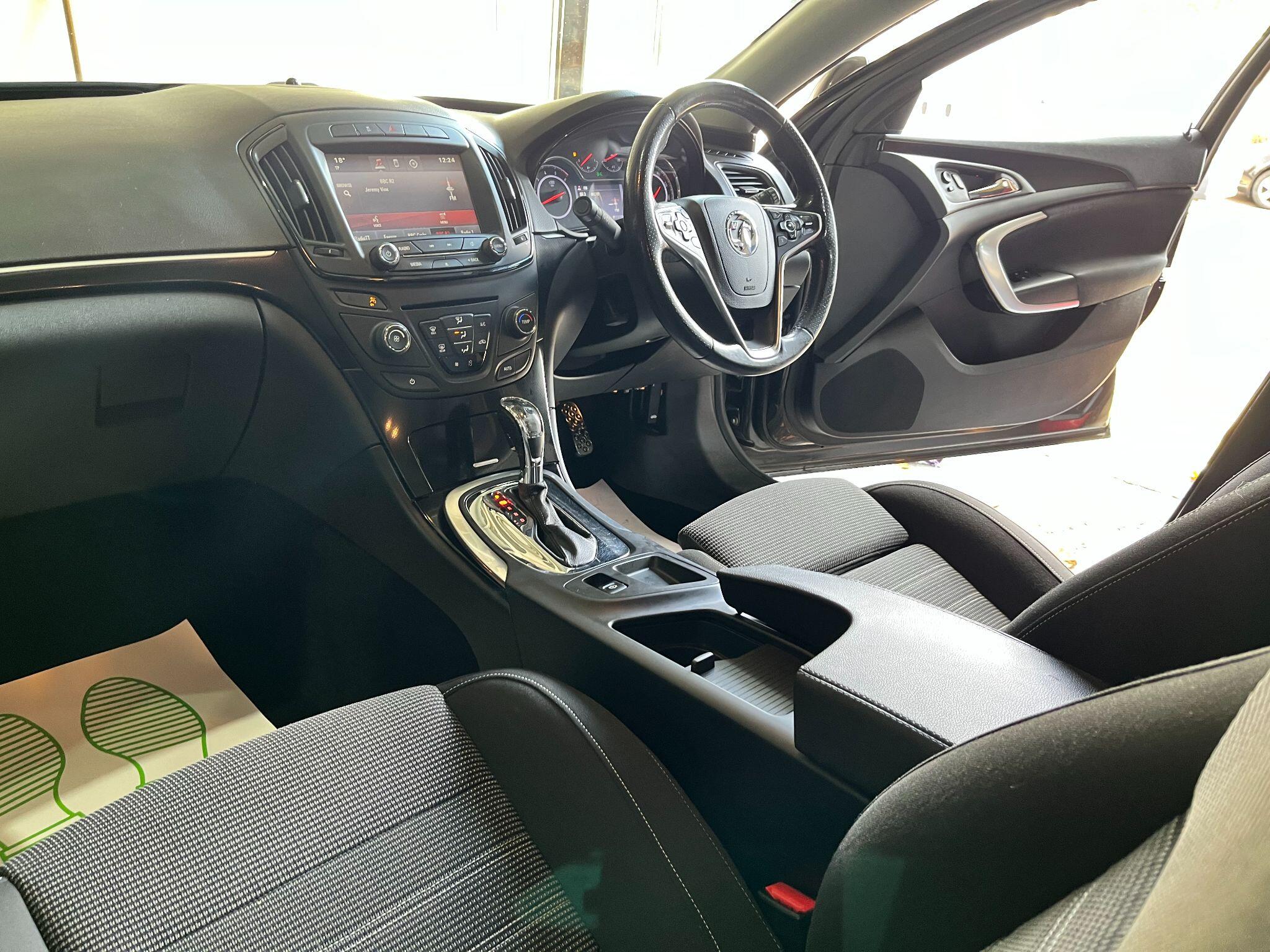 Vauxhall Insignia view 37