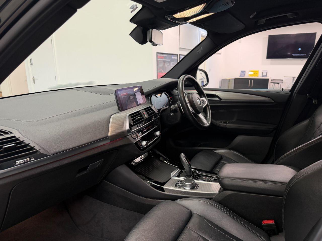 BMW X3 view 14