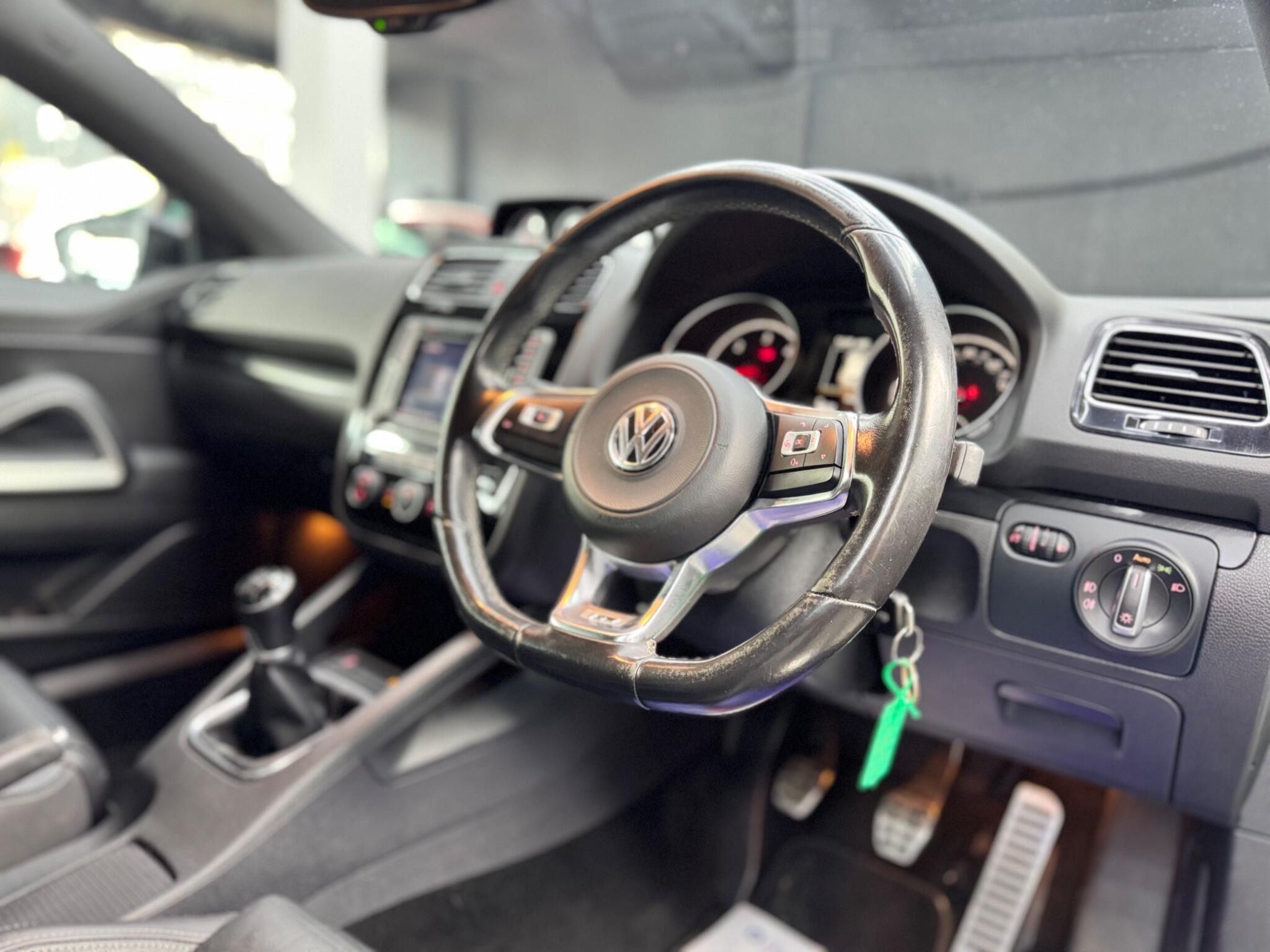 Volkswagen Scirocco view 28