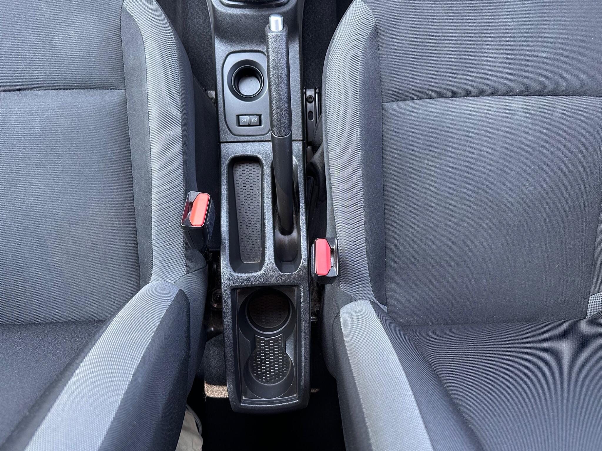 Dacia Duster view 40