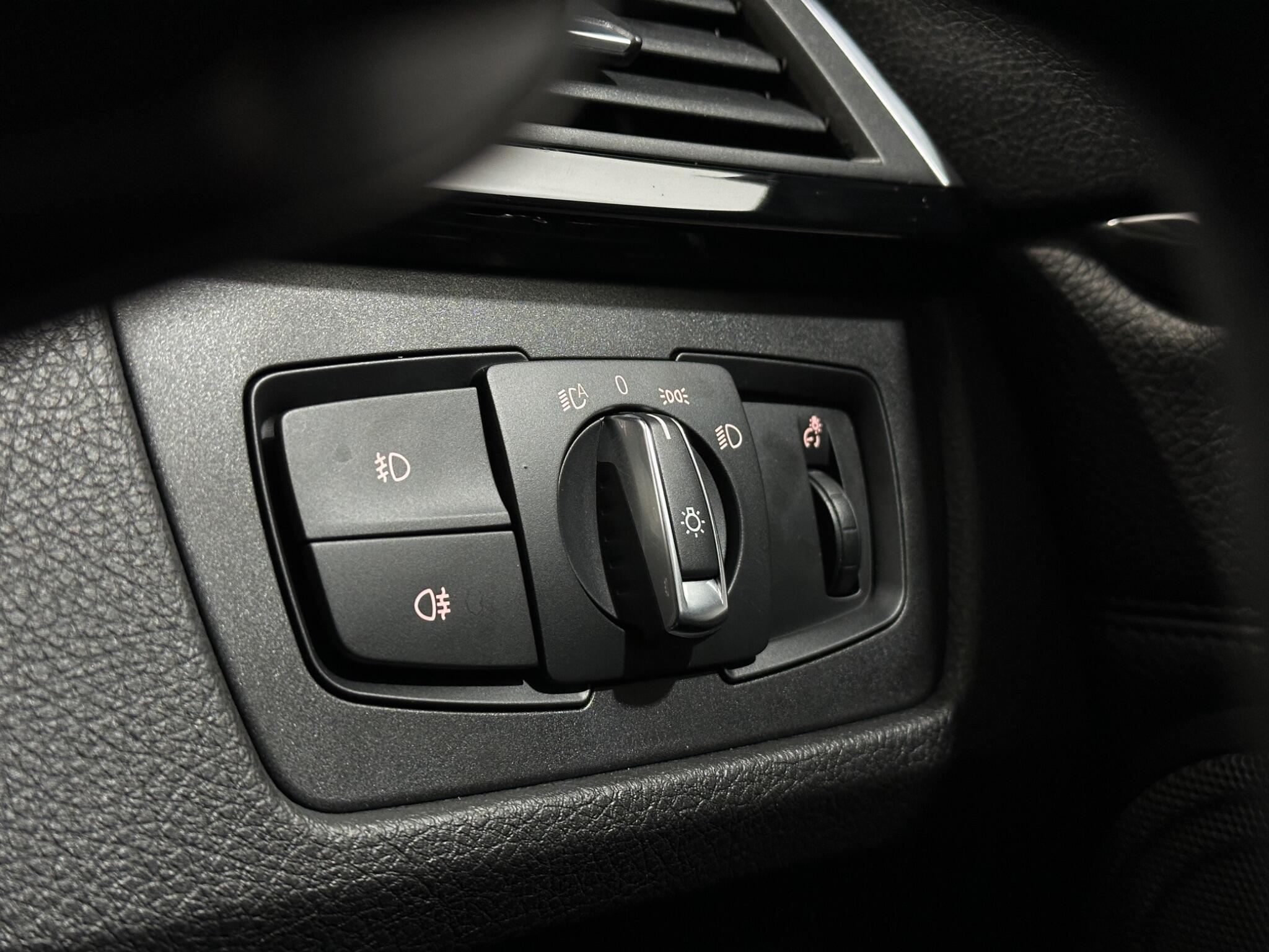 BMW 4 Series view 18