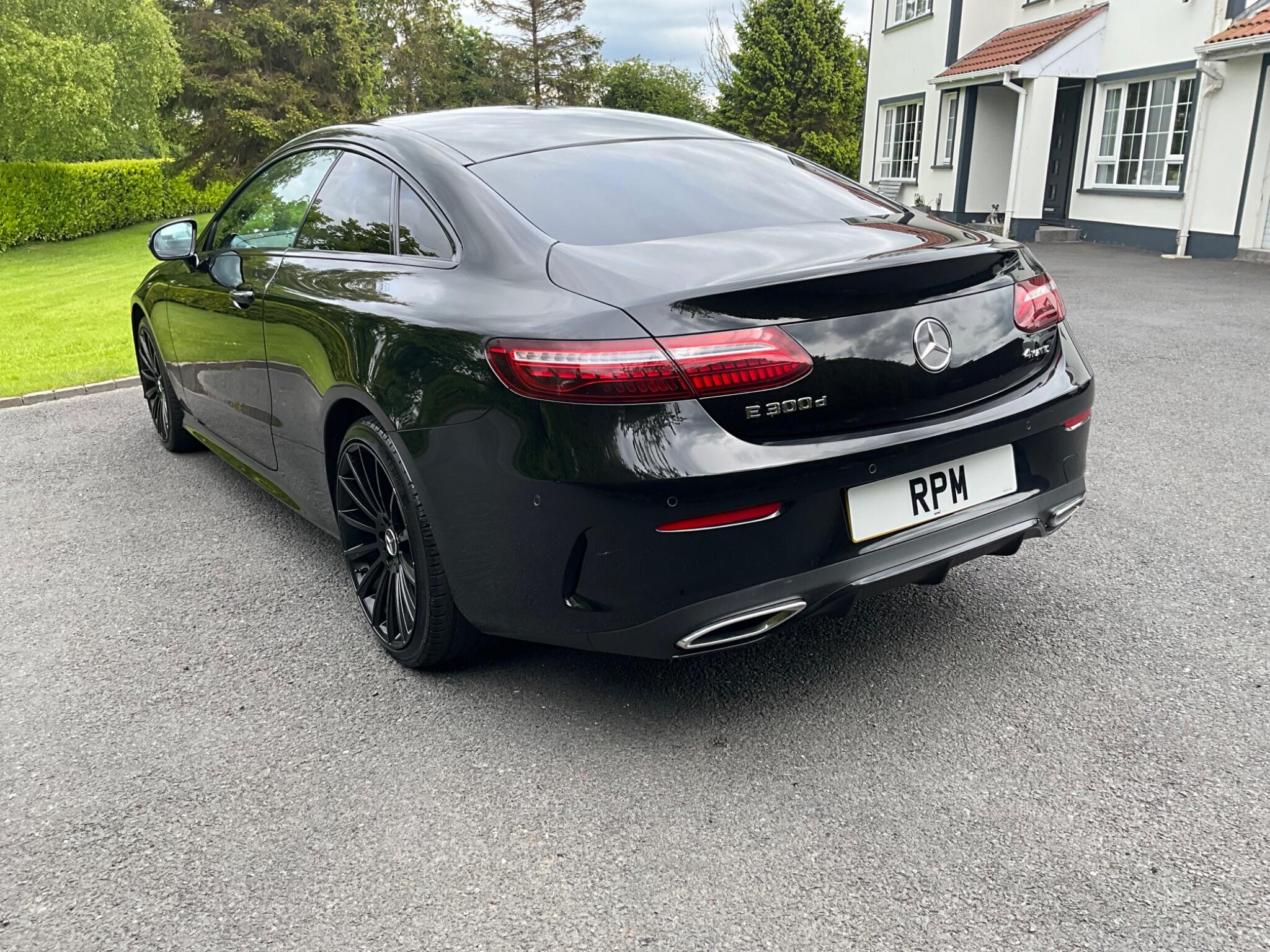 Mercedes-Benz E Class view 2