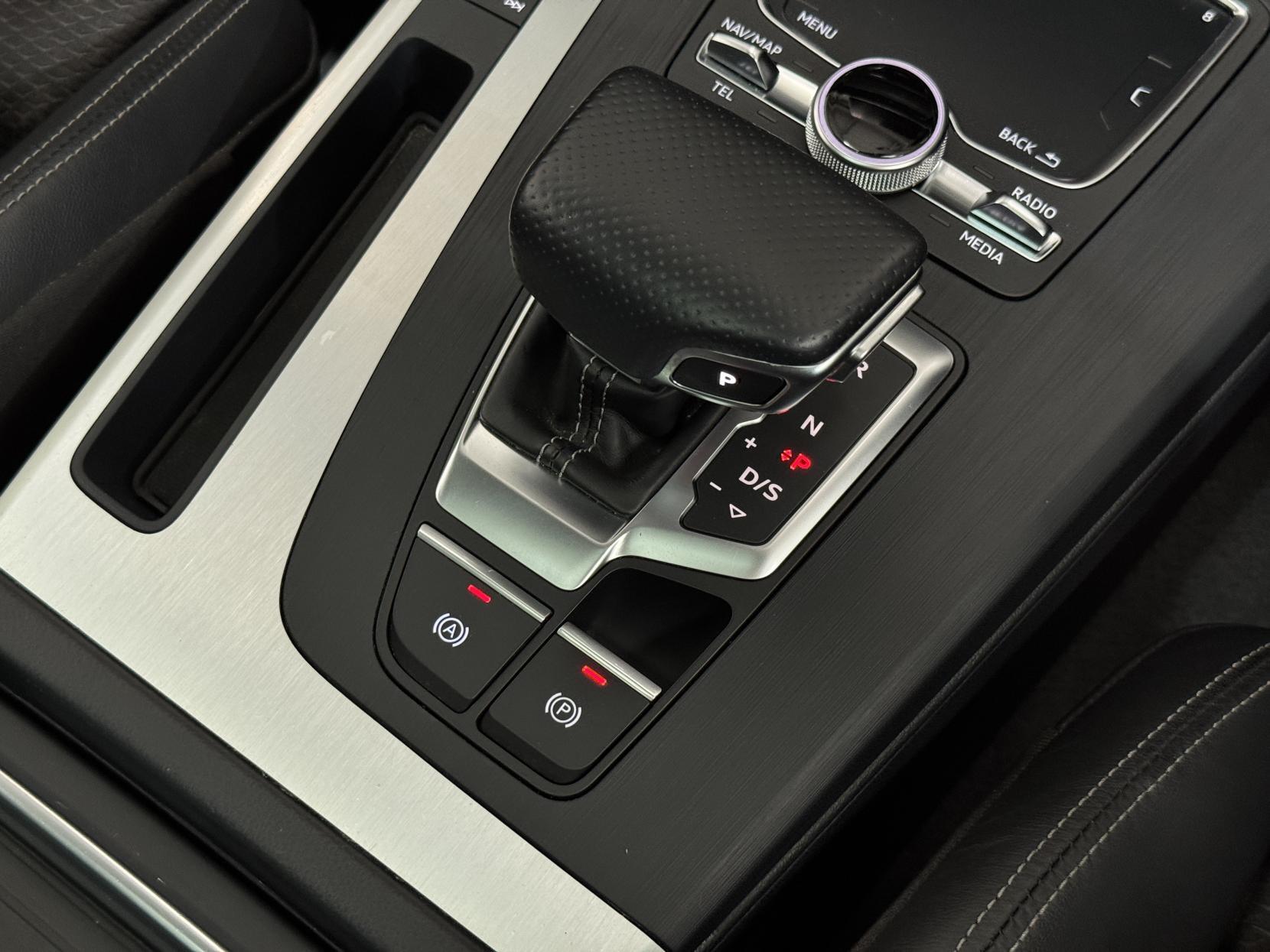 Audi Q5 view 37