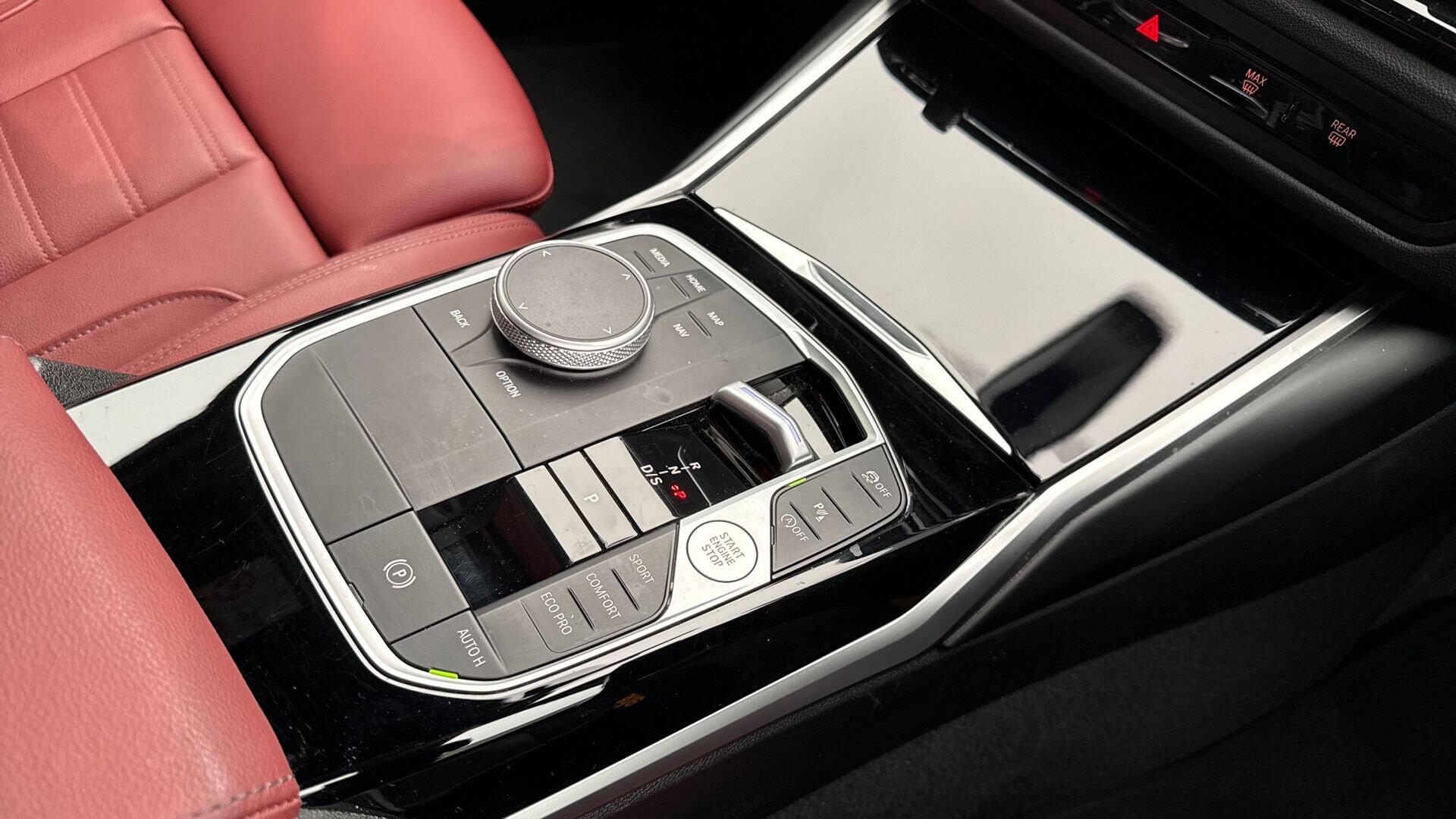 BMW 2 Series view 10