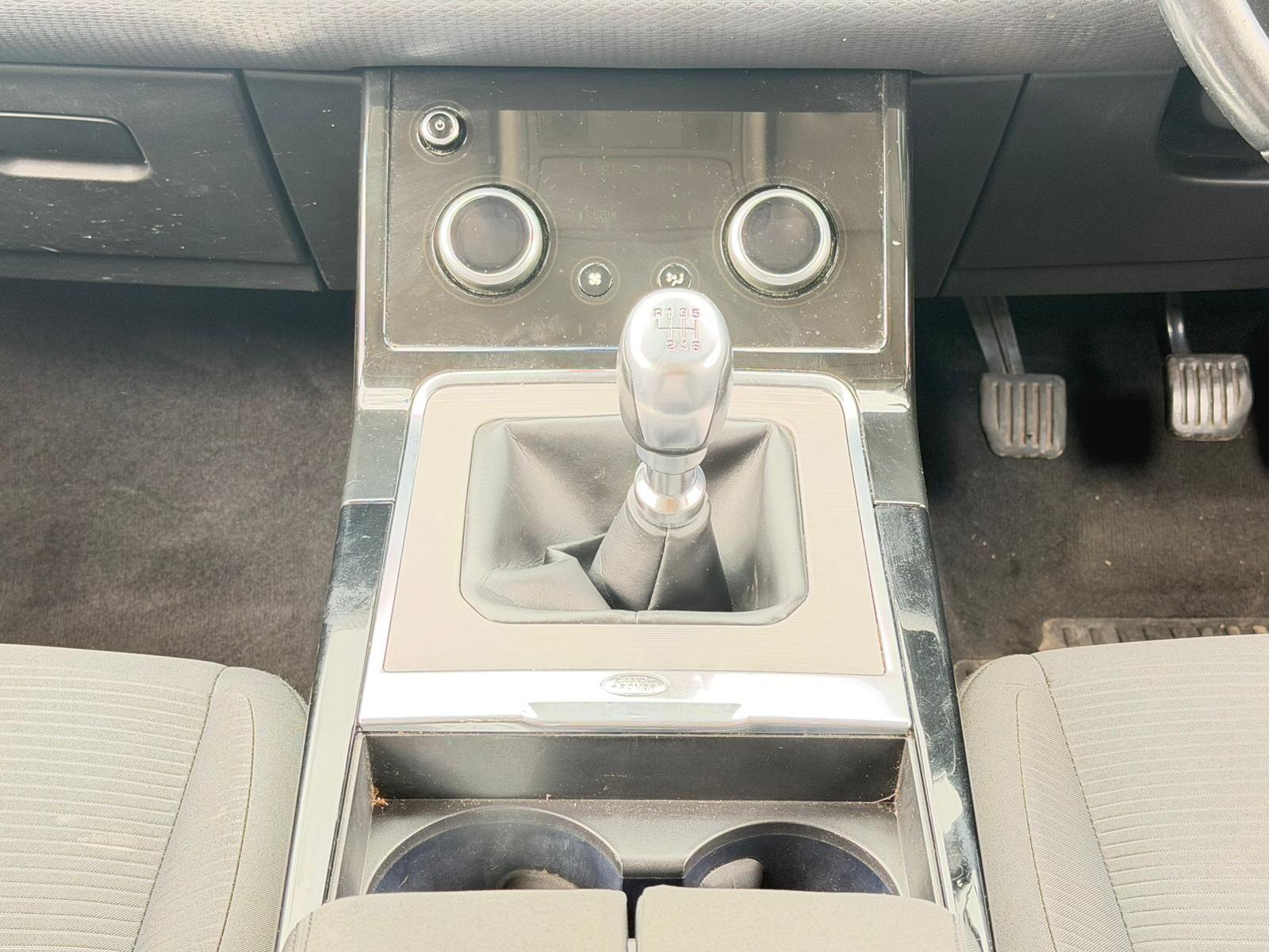 Land Rover Range Rover Evoque view 23