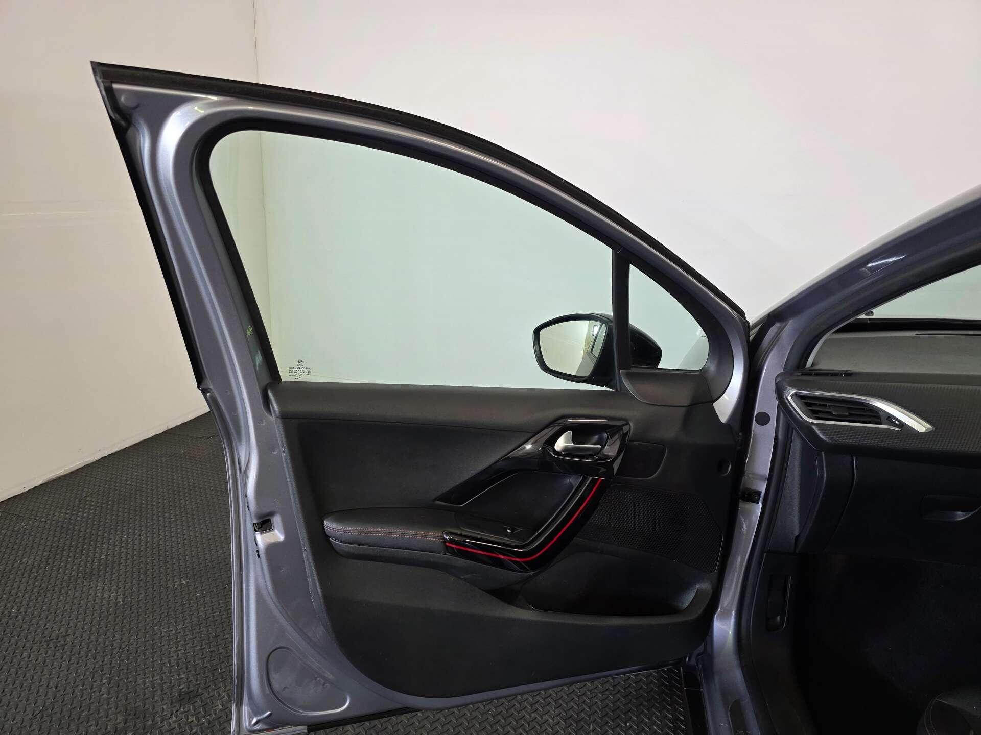 Peugeot 2008 view 52