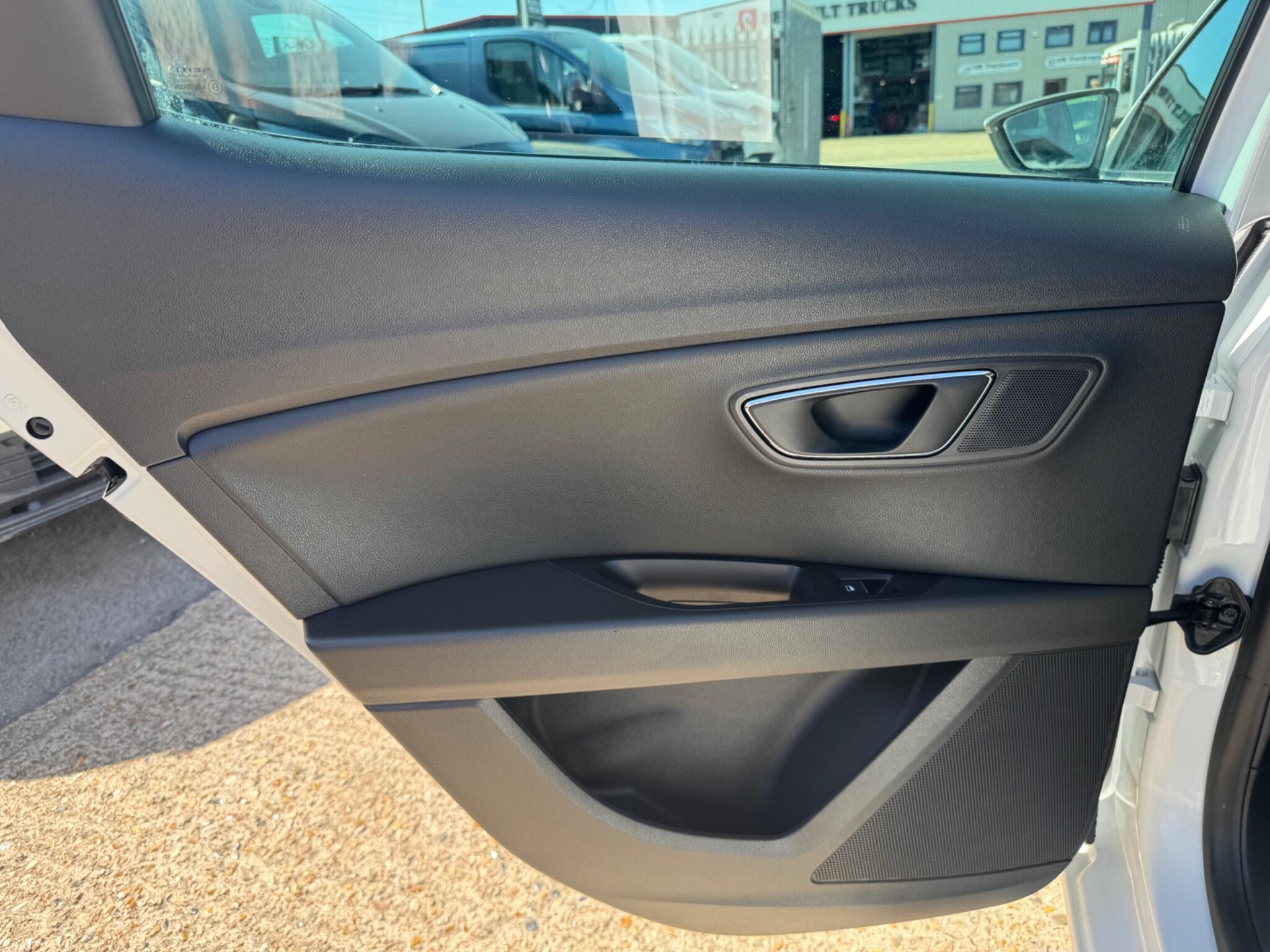 Seat Leon Leon view 29