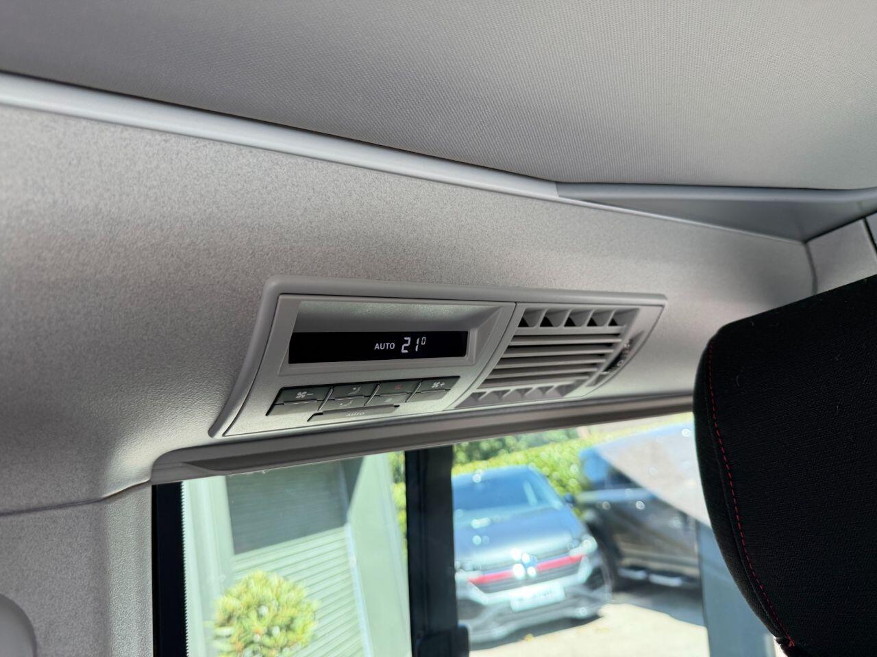 Volkswagen California view 39