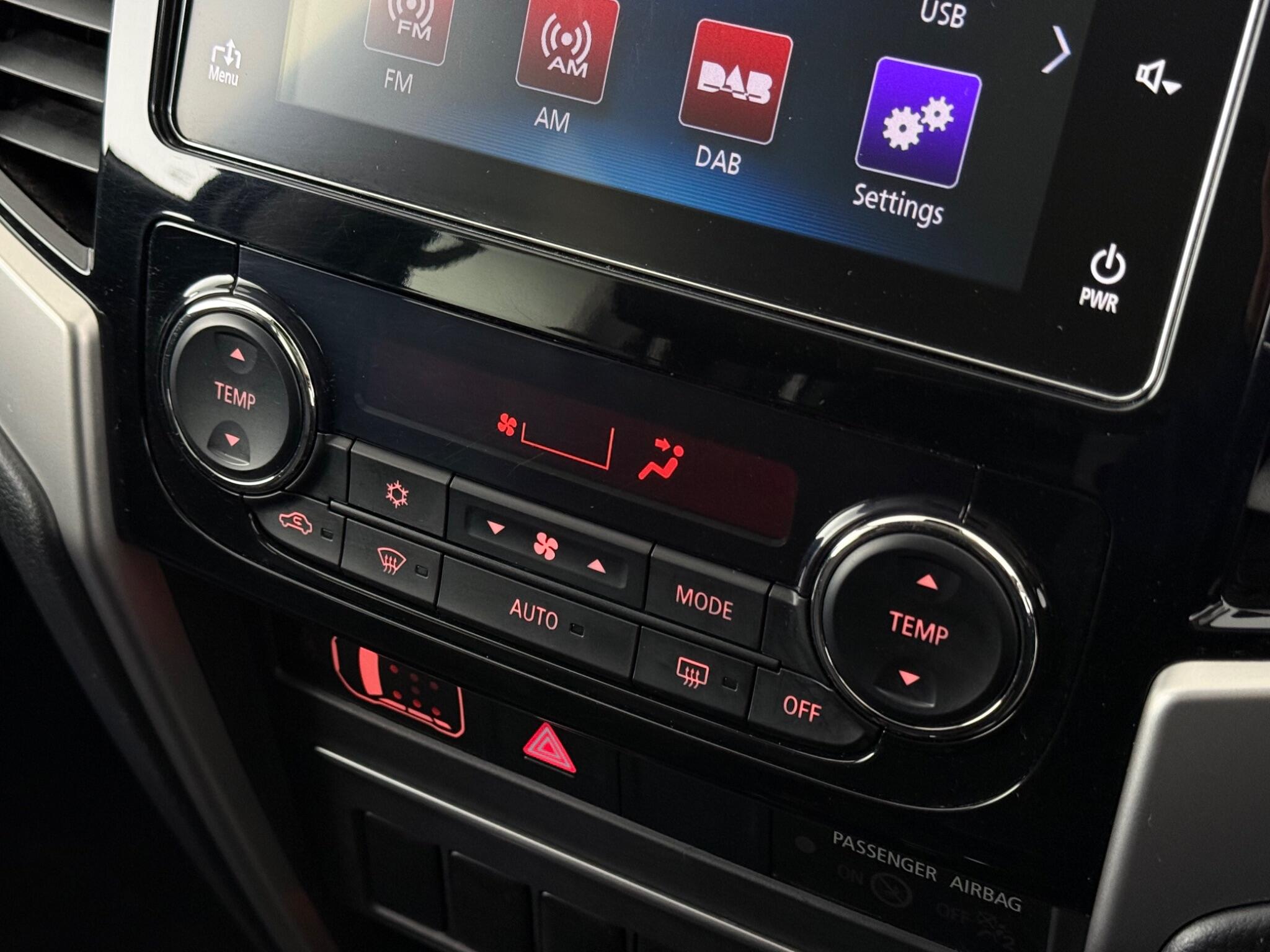 Mitsubishi L200 view 20
