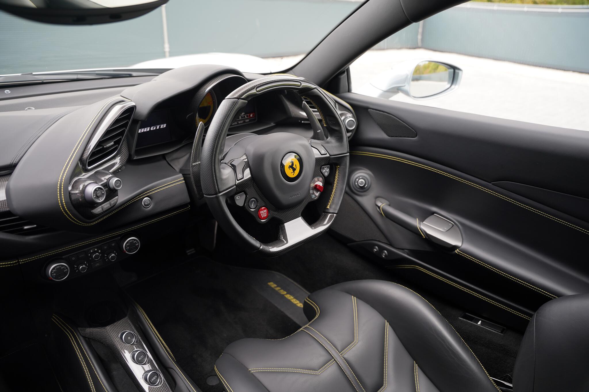 Ferrari 488 view 72