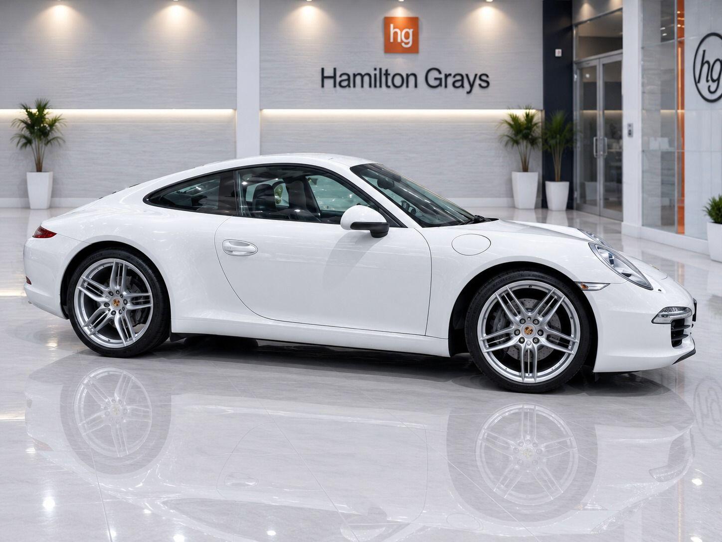 Porsche 911 view 15