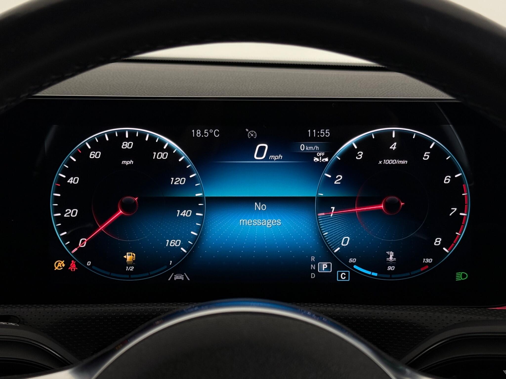 Mercedes-Benz Cla view 15