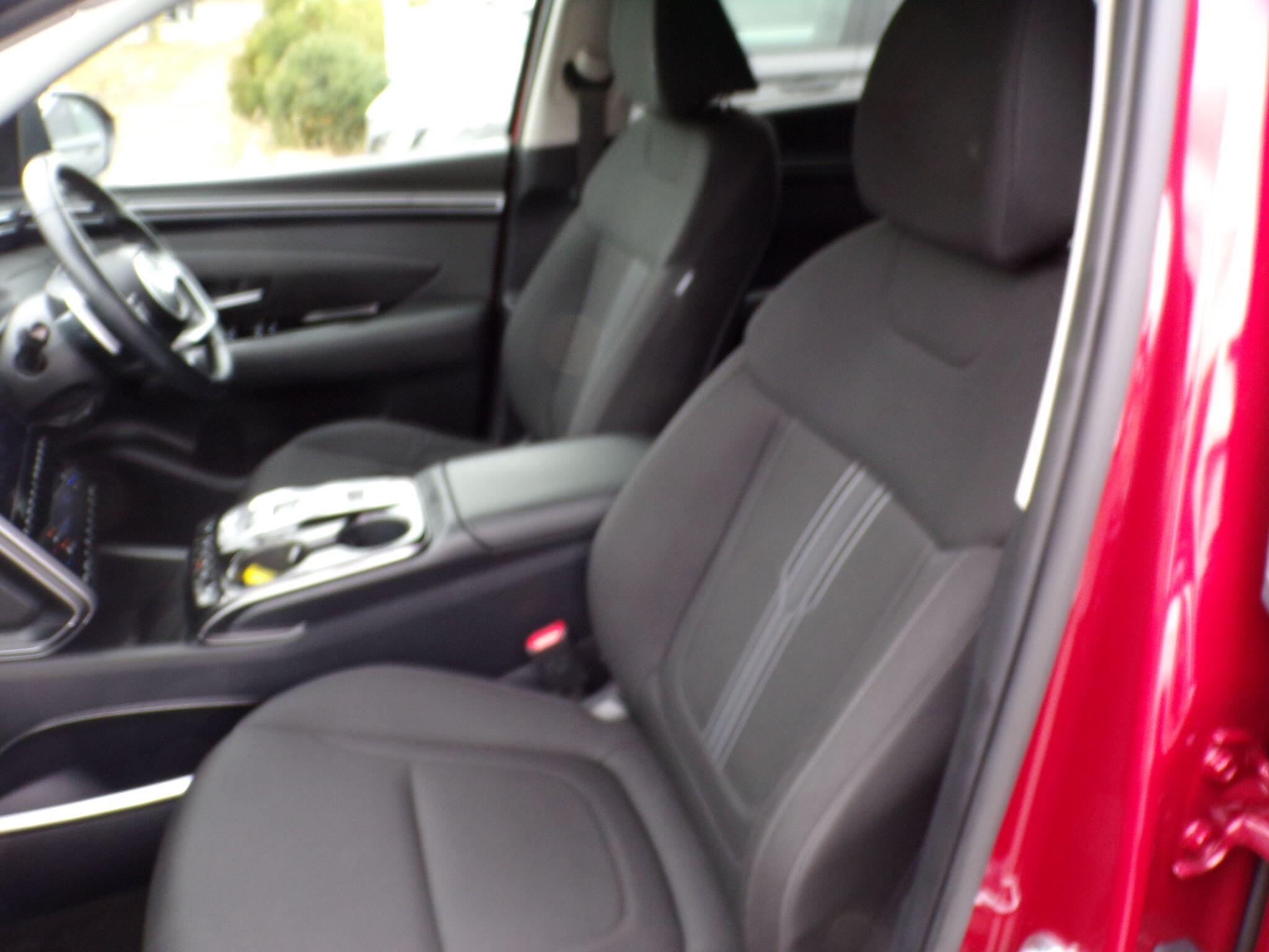 Hyundai Tucson view 16