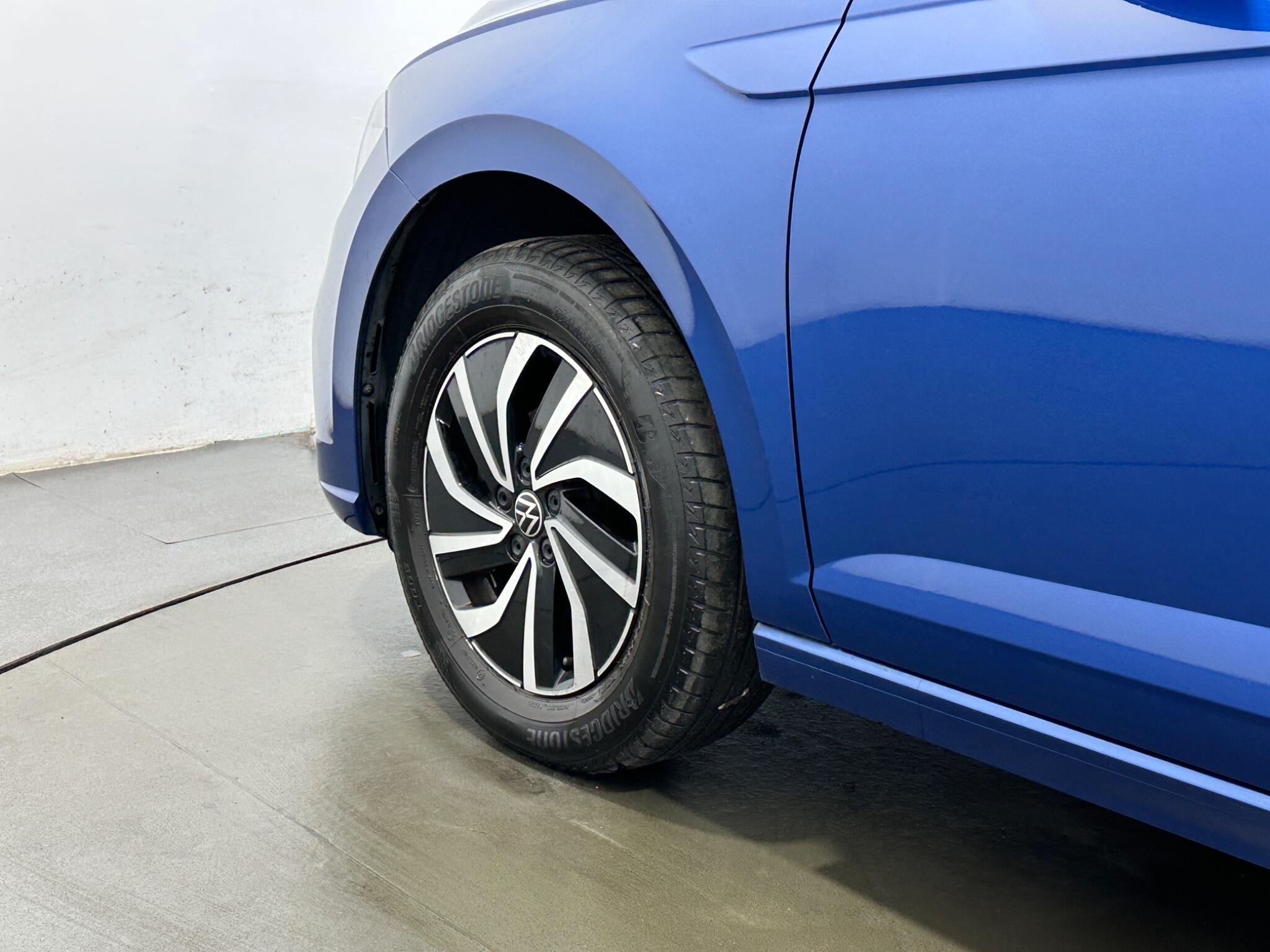 Volkswagen Polo view 48