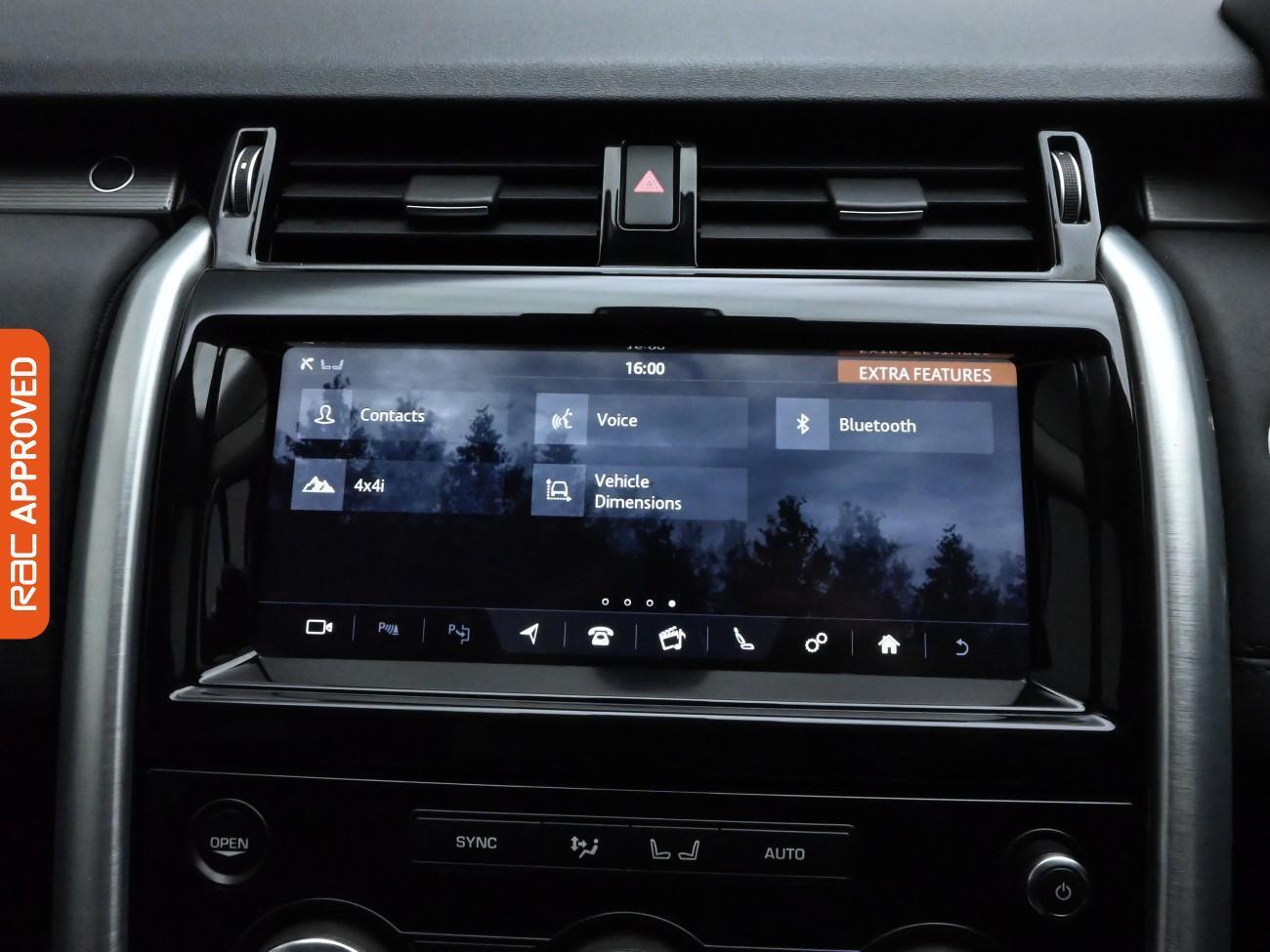 Land Rover Discovery view 29