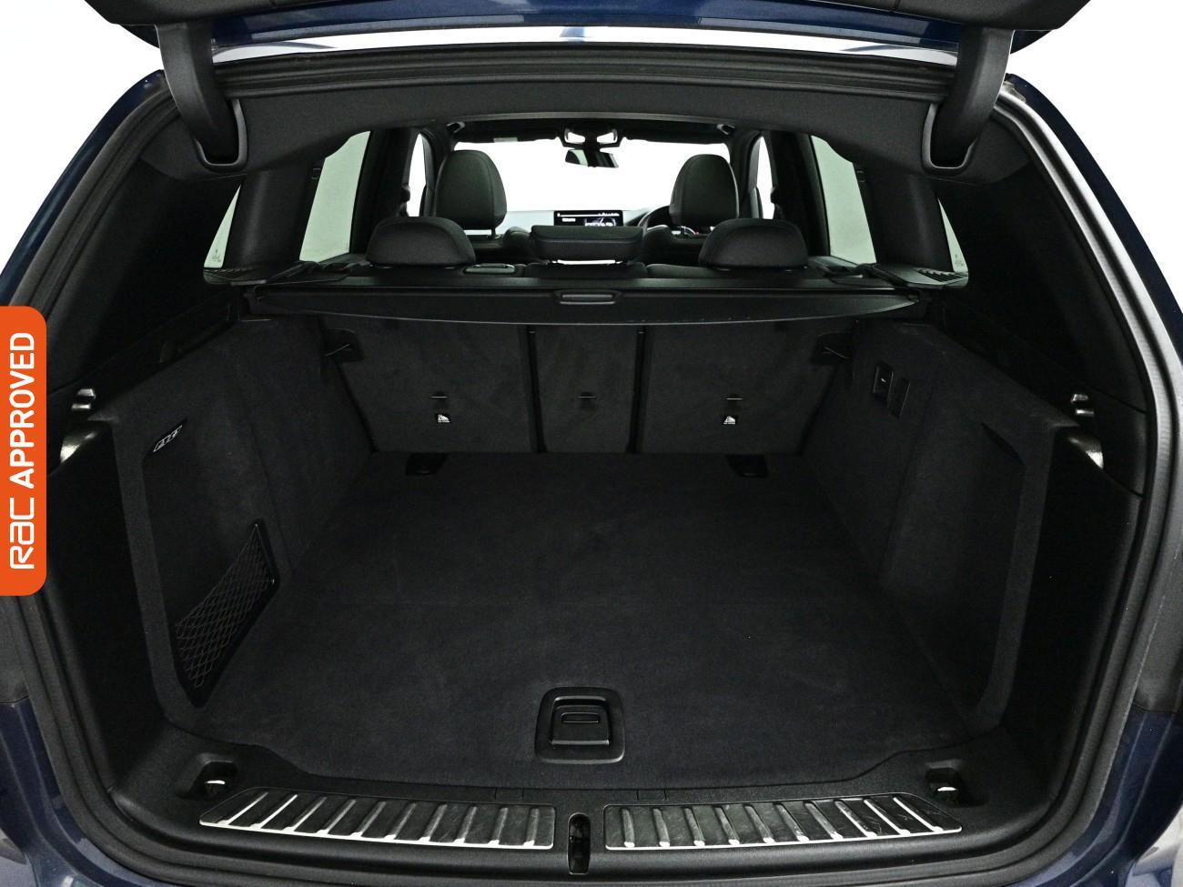 BMW Ix3 view 27