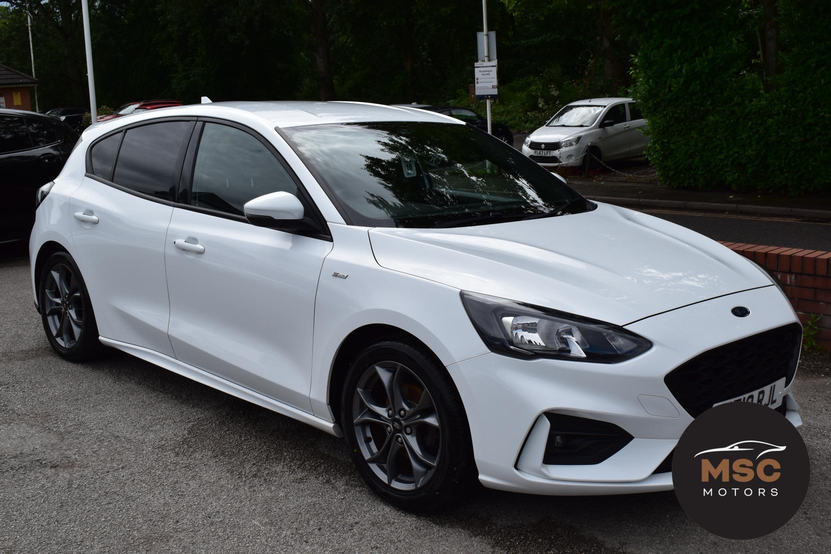 Ford Focus view 23