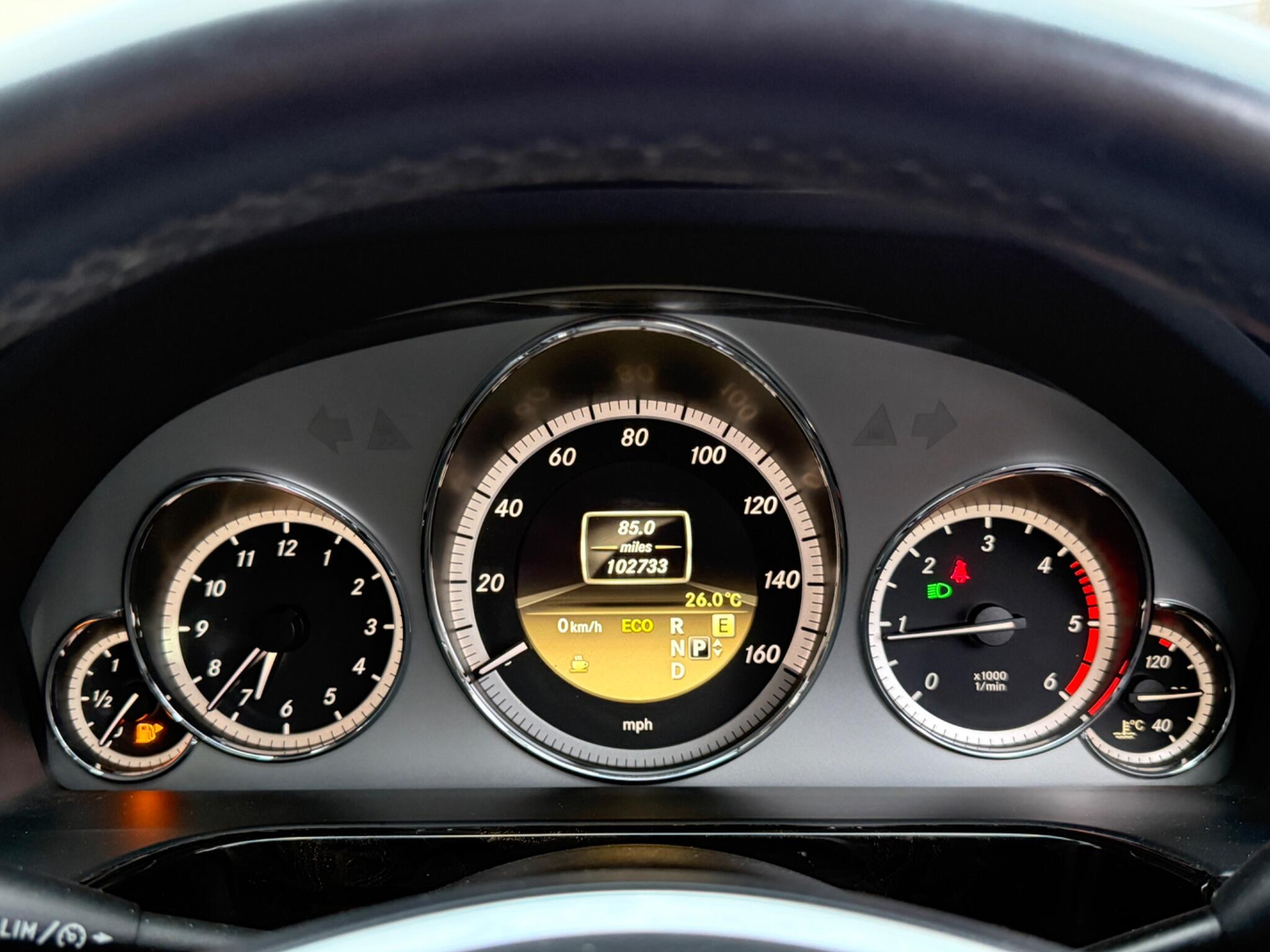 Mercedes-Benz E Class - Image 65