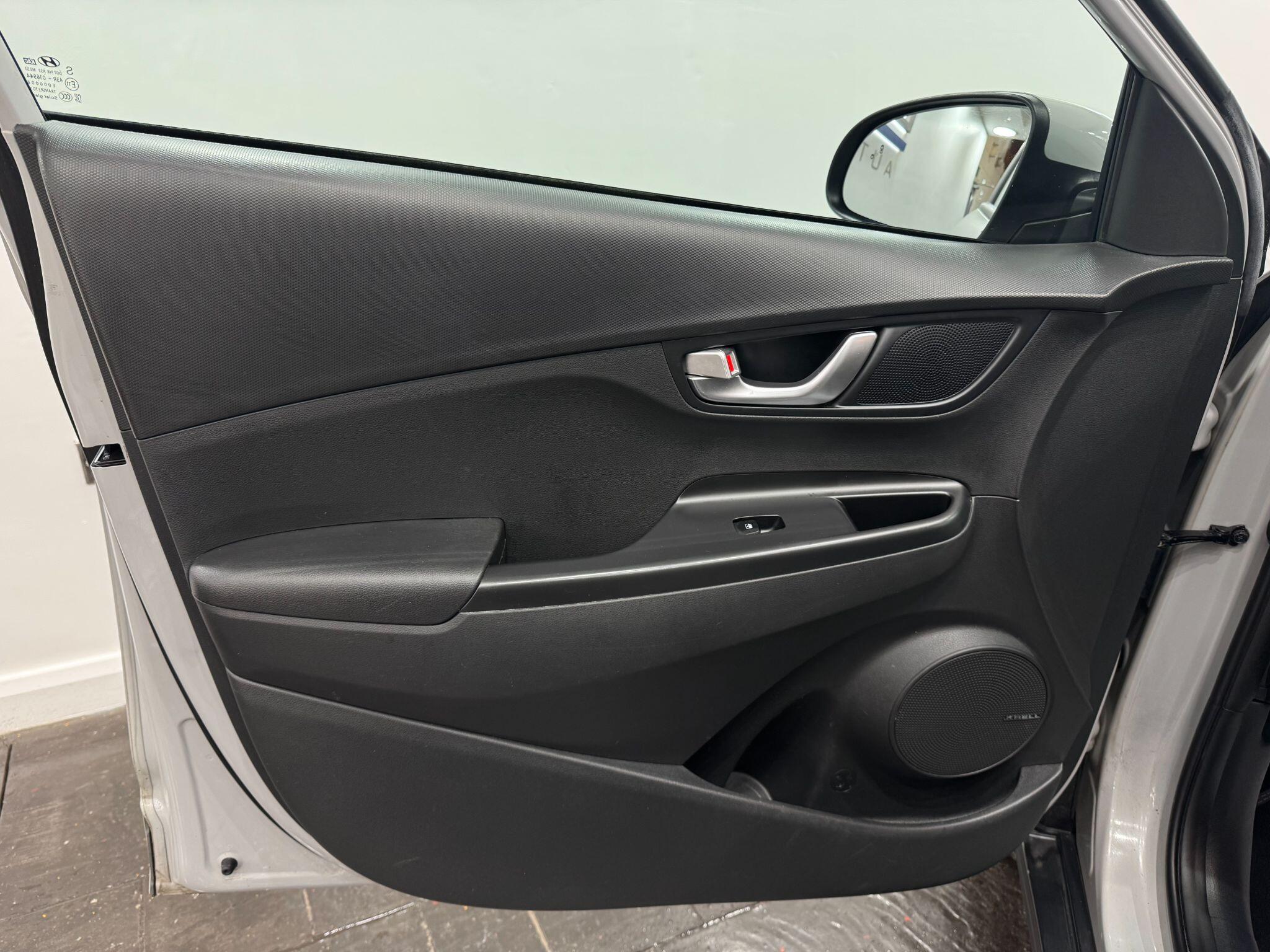Hyundai Kona view 52