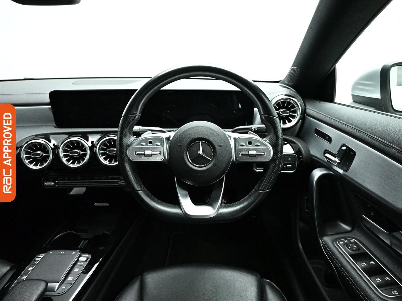 Mercedes-Benz Cla view 9