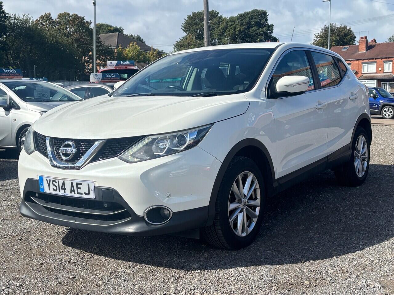 Nissan Qashqai view 3