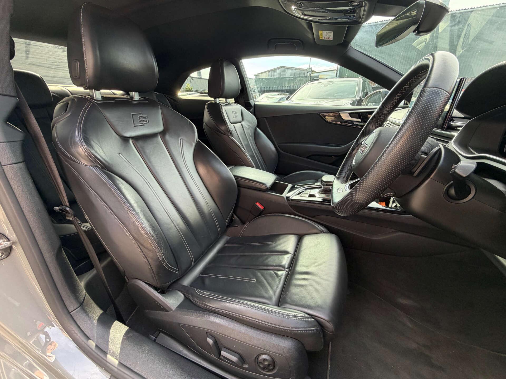 Audi A5 view 10