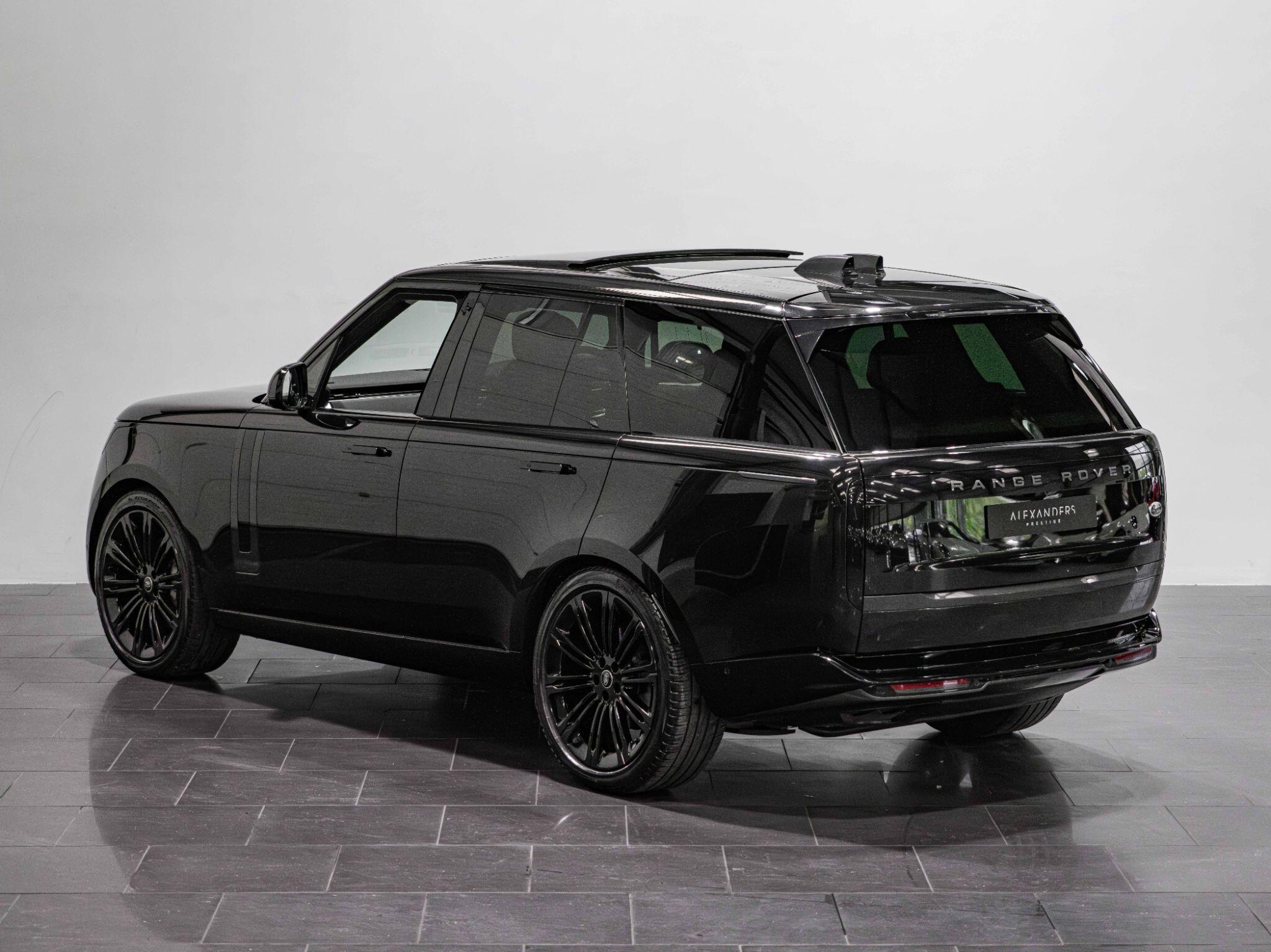 Land Rover Range Rover view 5