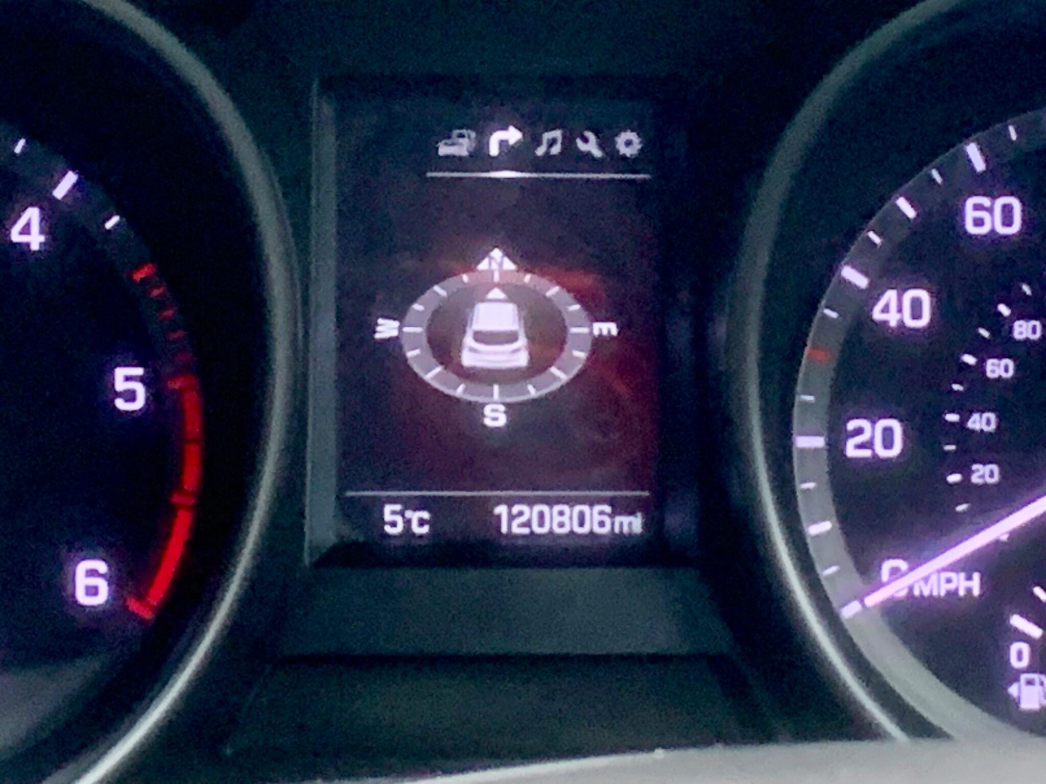 Hyundai Santa Fe view 70