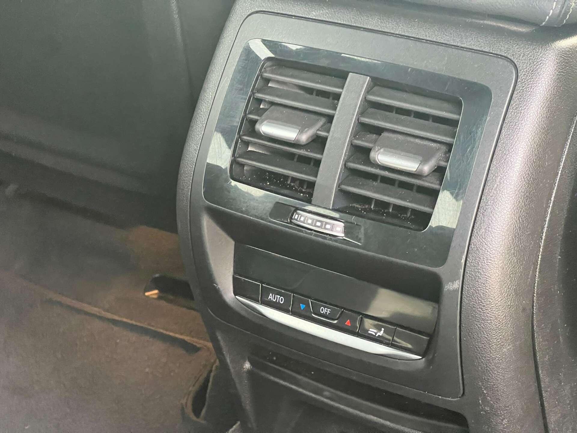 BMW X3 view 31