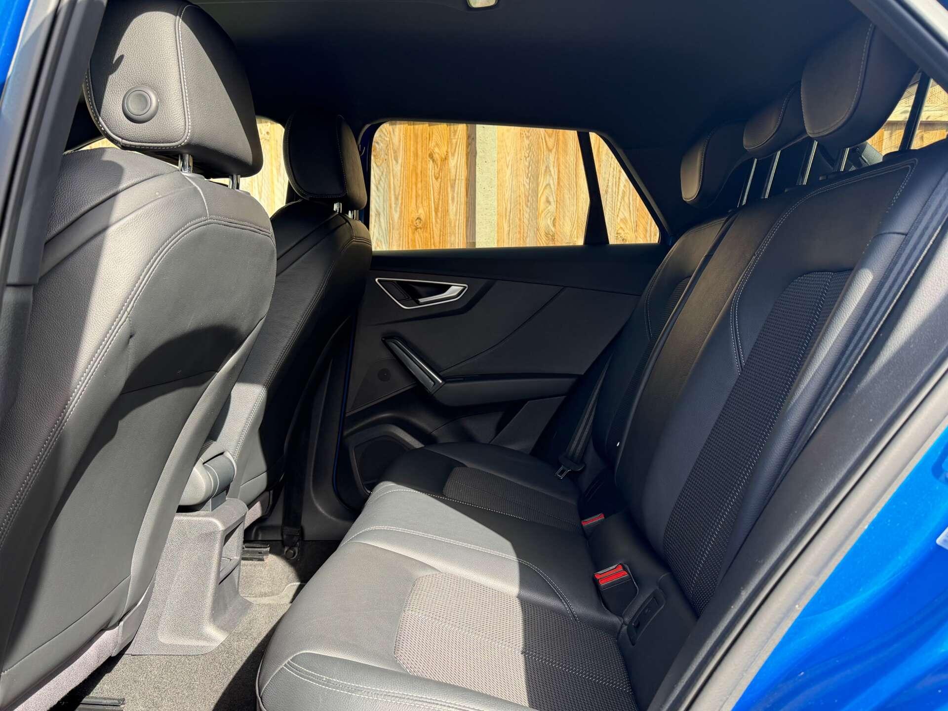 Audi Q2 view 15