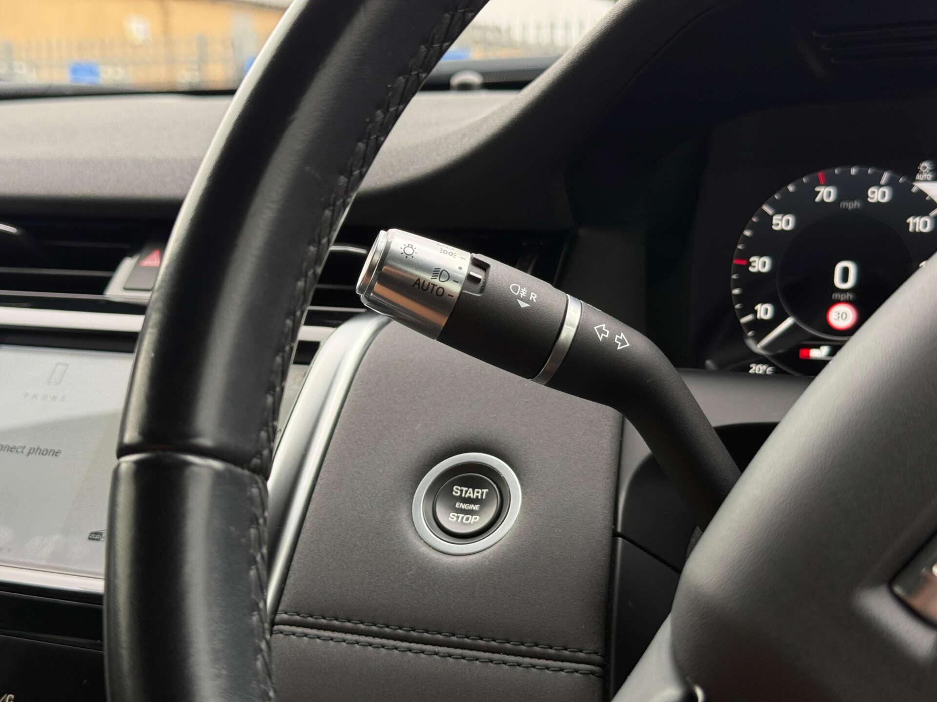 Land Rover Discovery Sport view 56
