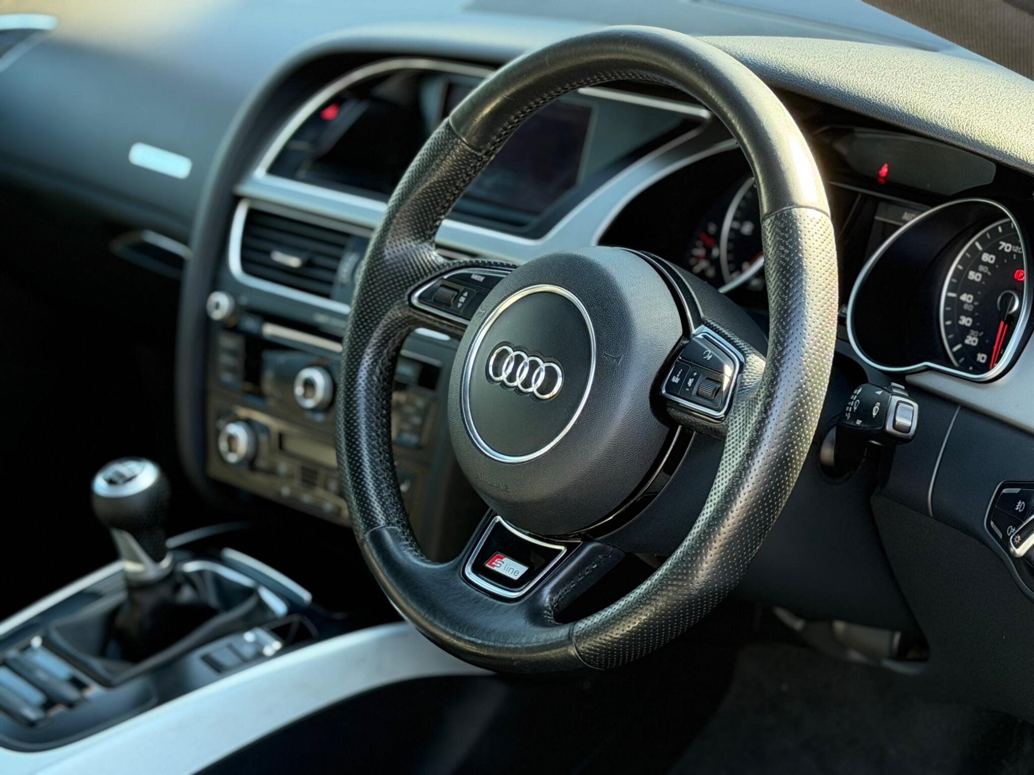 Audi A5 view 11