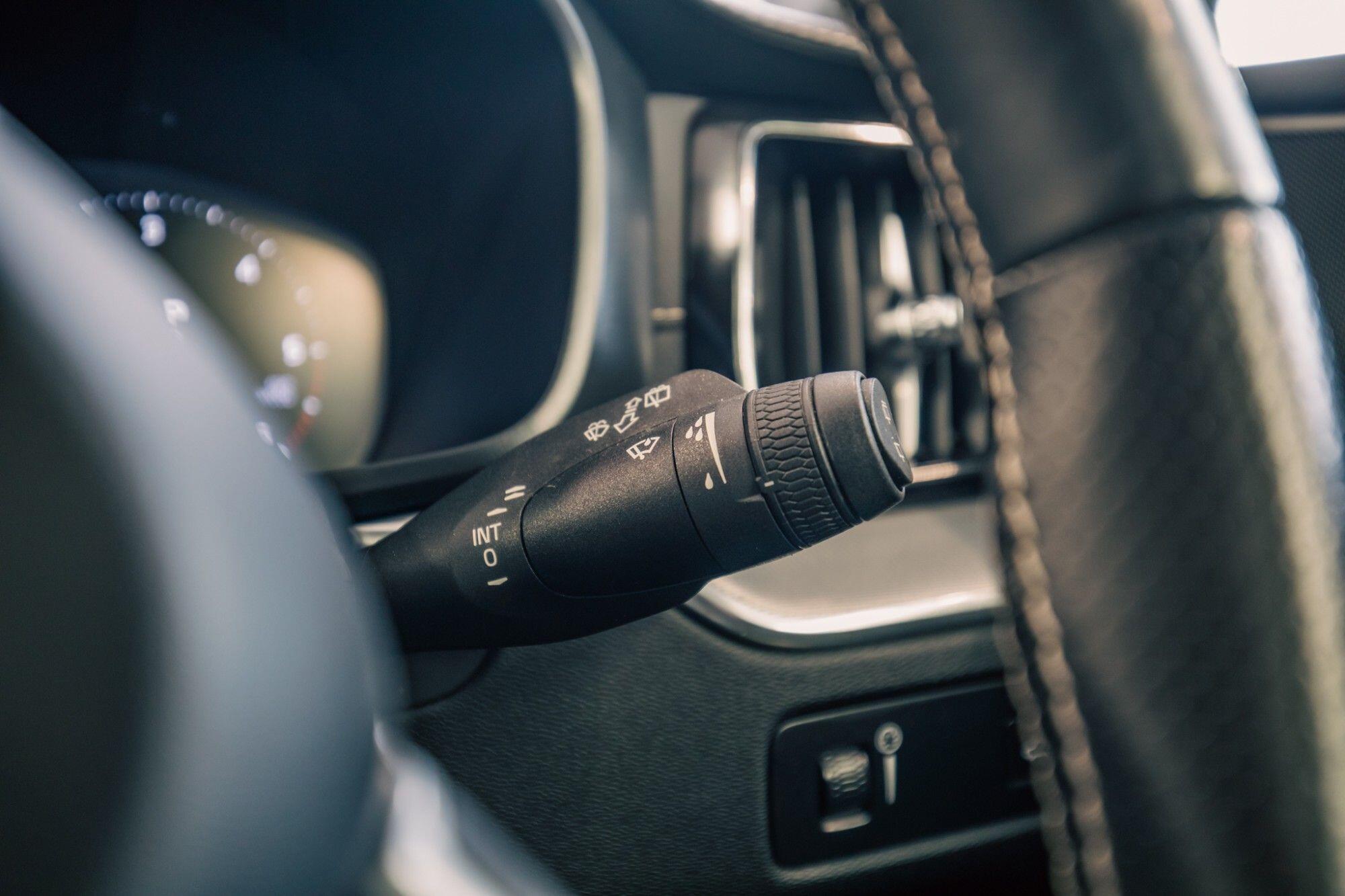 Volvo XC60 view 15
