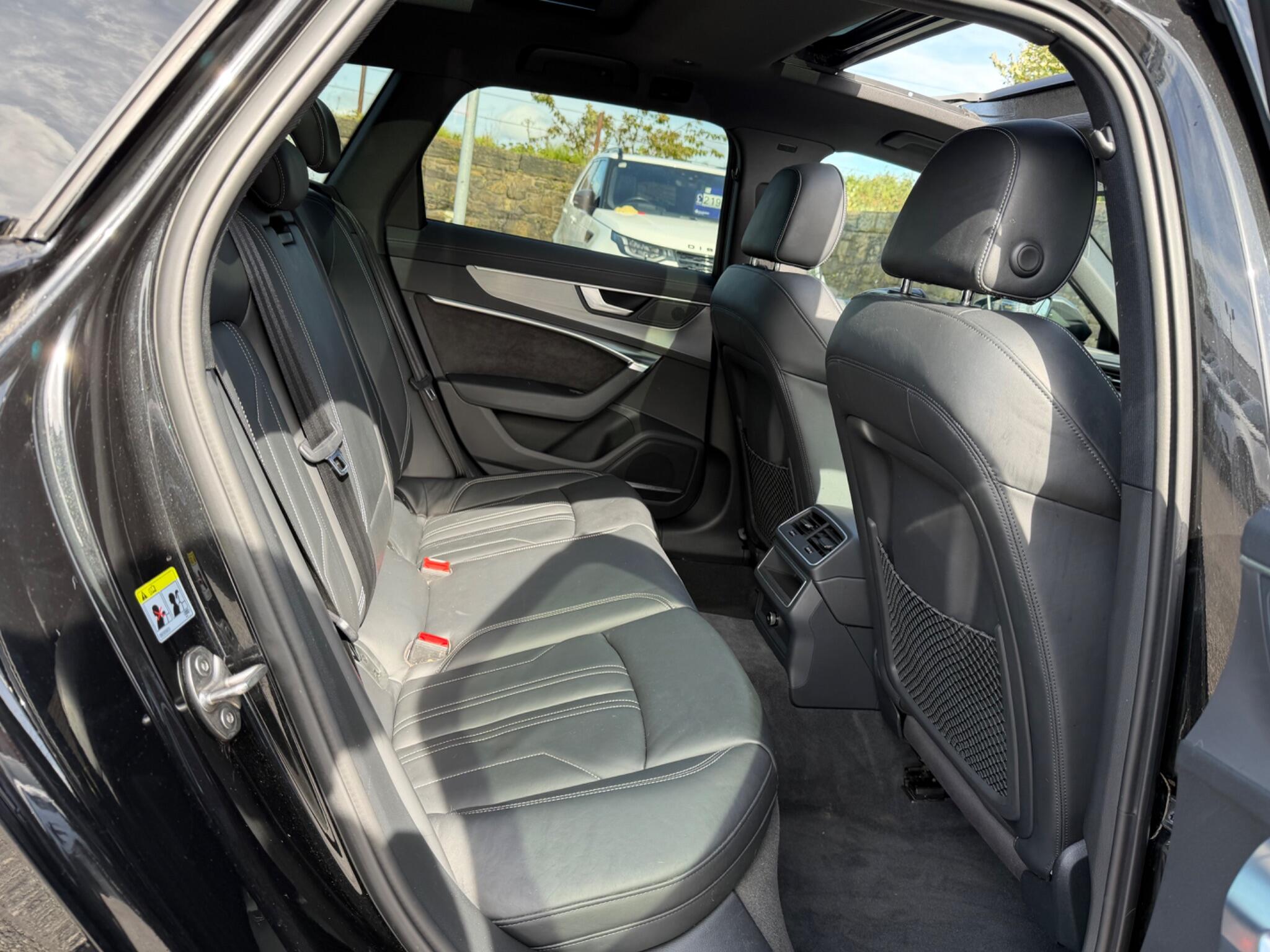 Audi A6 view 22