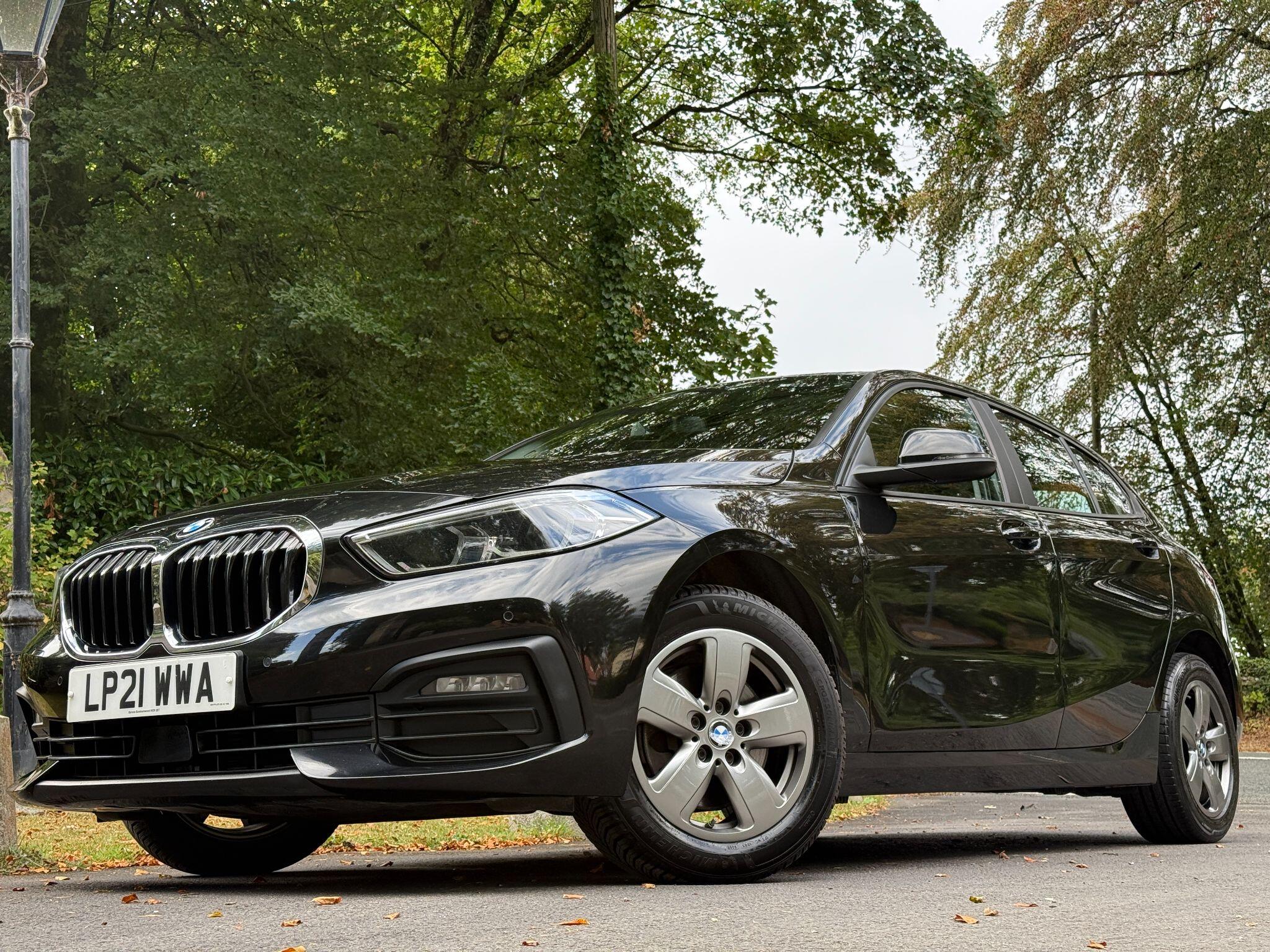 BMW 1 Series view 13