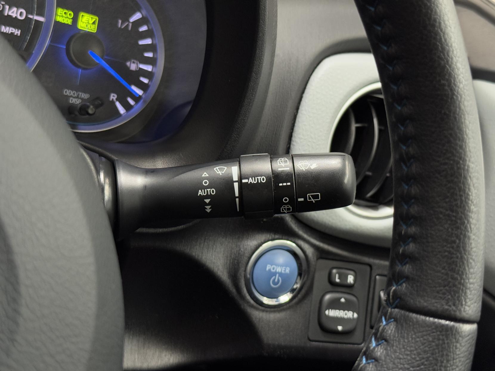 Toyota Yaris view 33