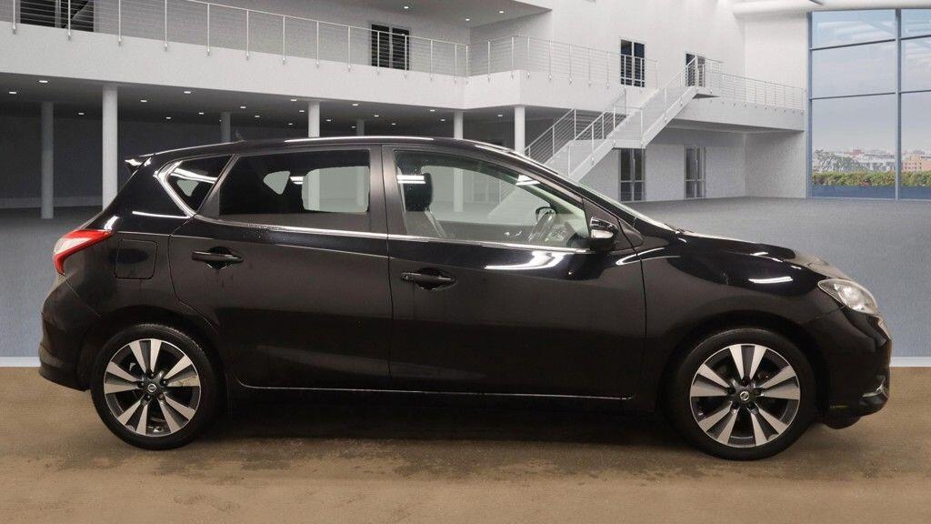 Nissan Pulsar view 11