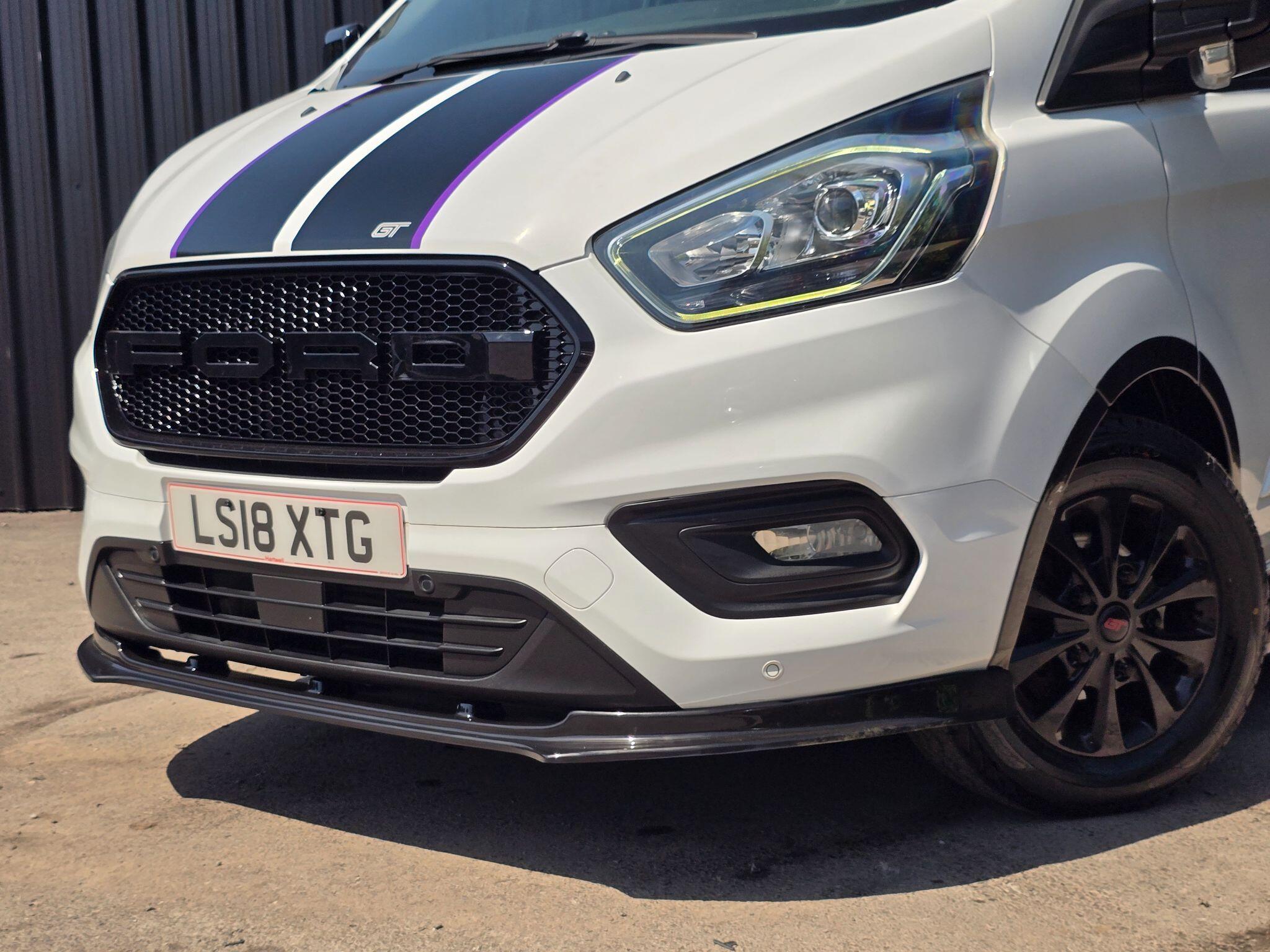 Ford Transit Custom view 18