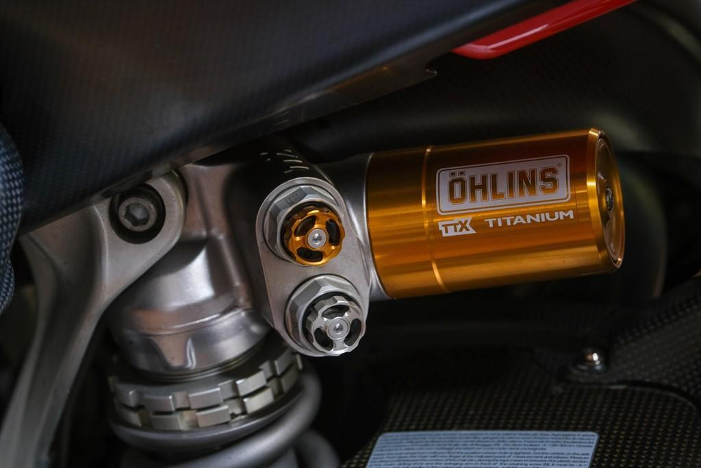 Ducati Superleggera V4 view 28