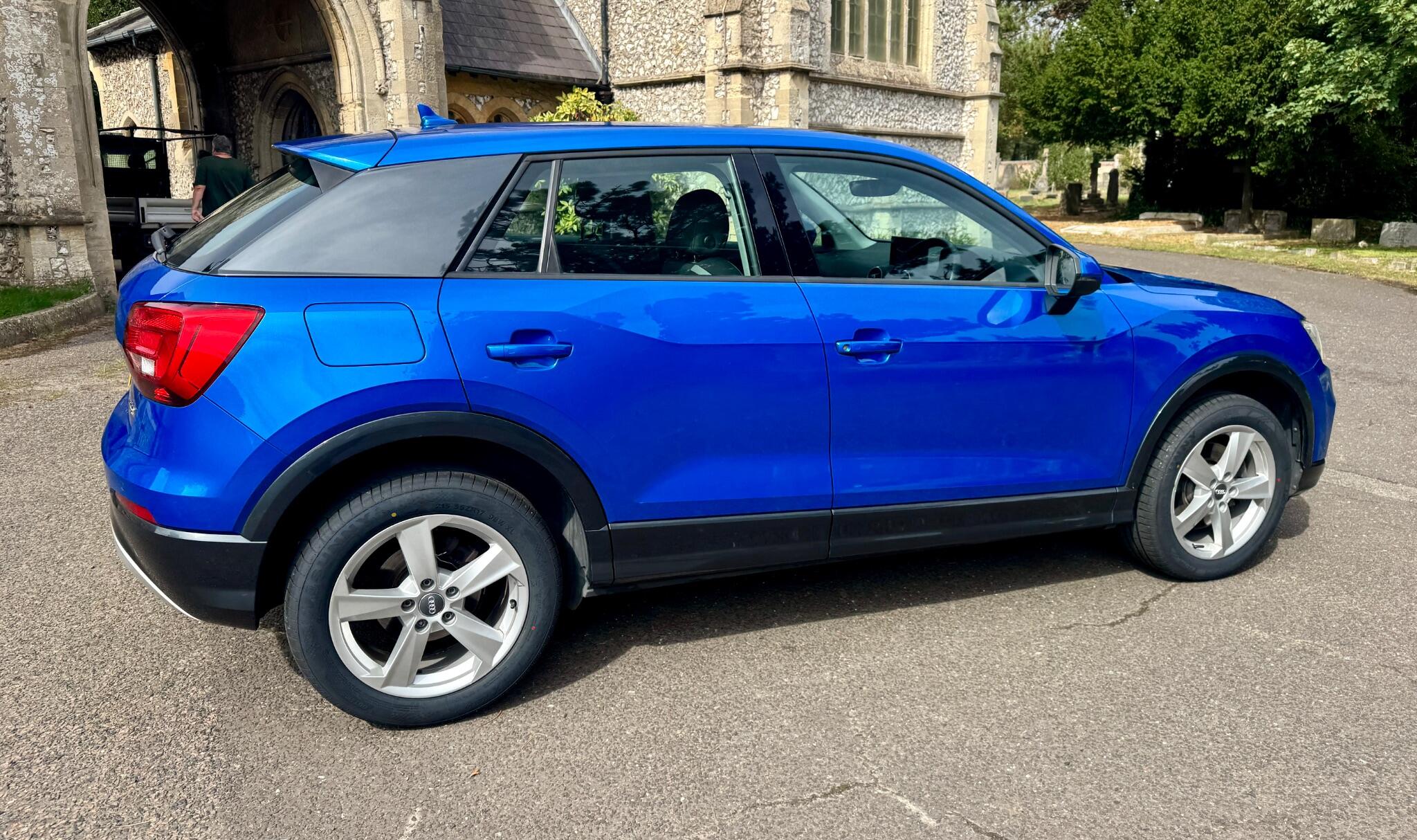 Audi Q2 view 19