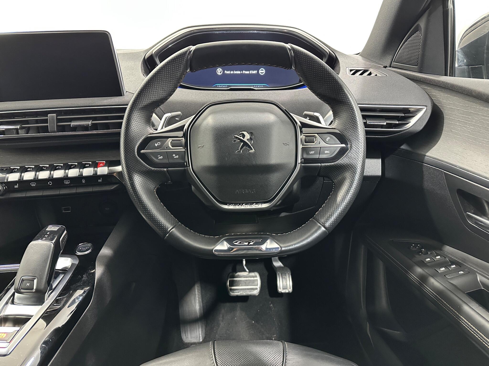 Peugeot 3008 view 13