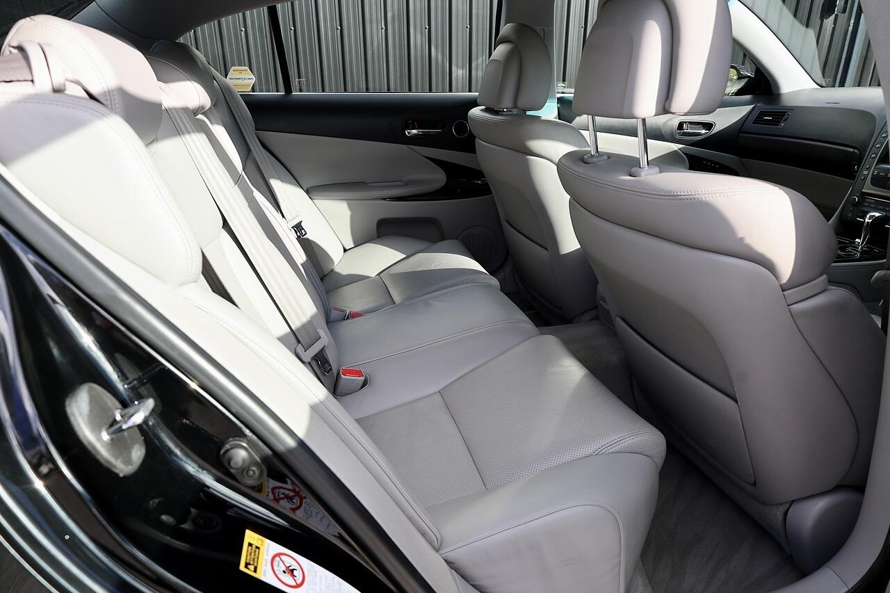 Lexus GS view 9