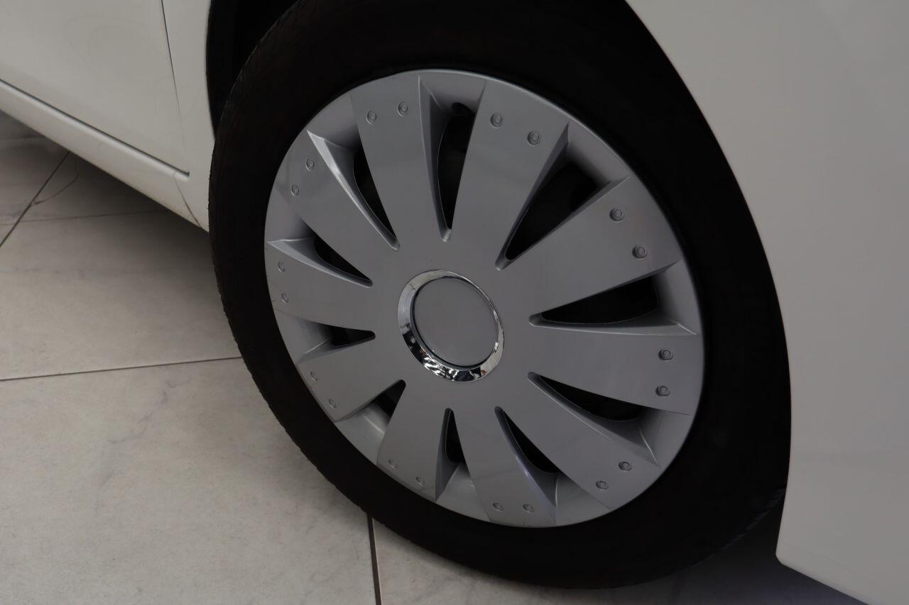 Toyota Aygo view 6