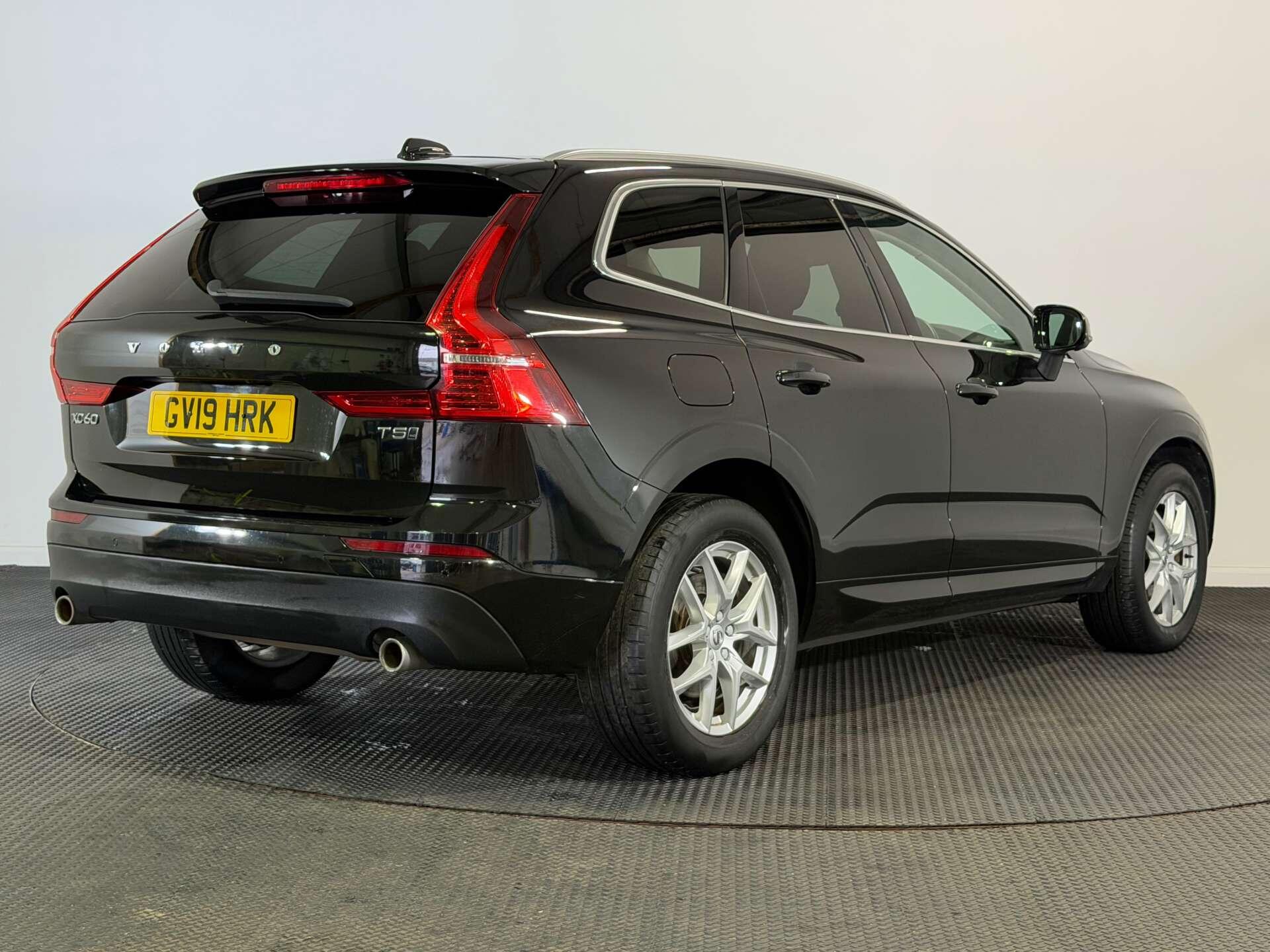 Volvo XC60 view 7