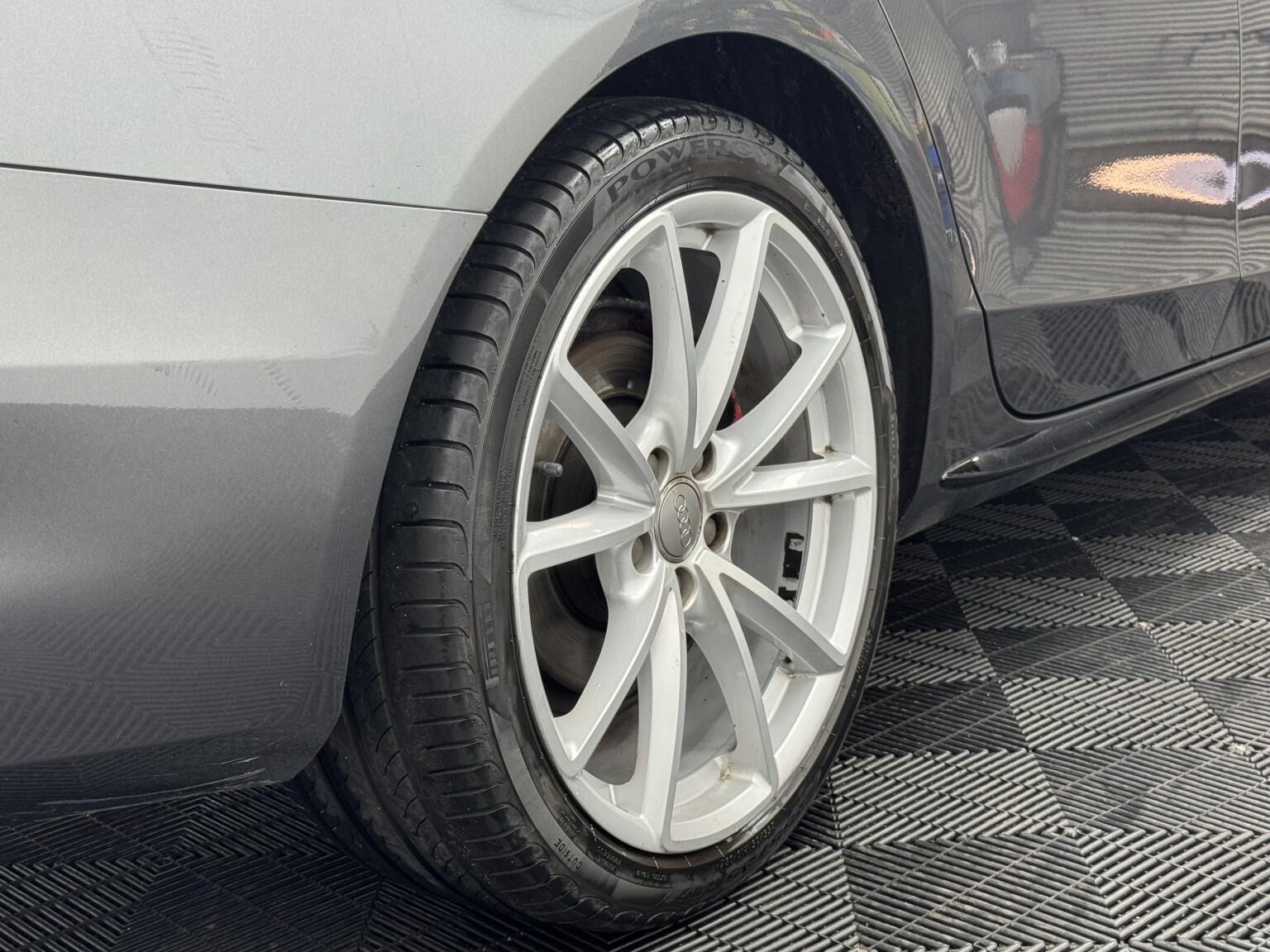Audi A4 view 44
