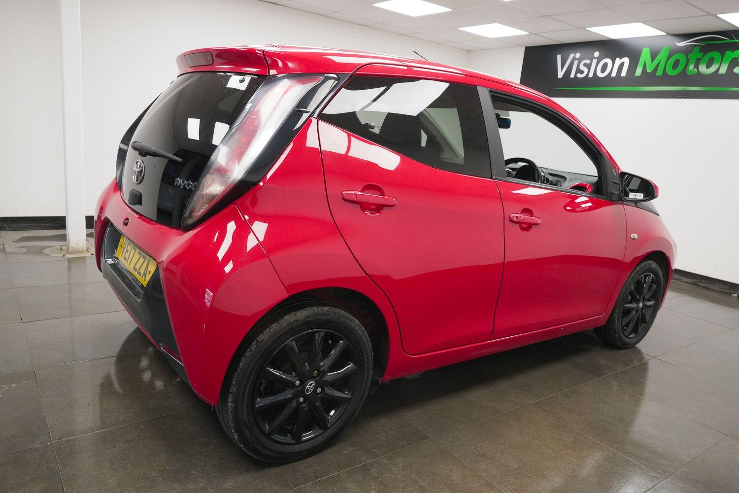 Toyota Aygo view 4